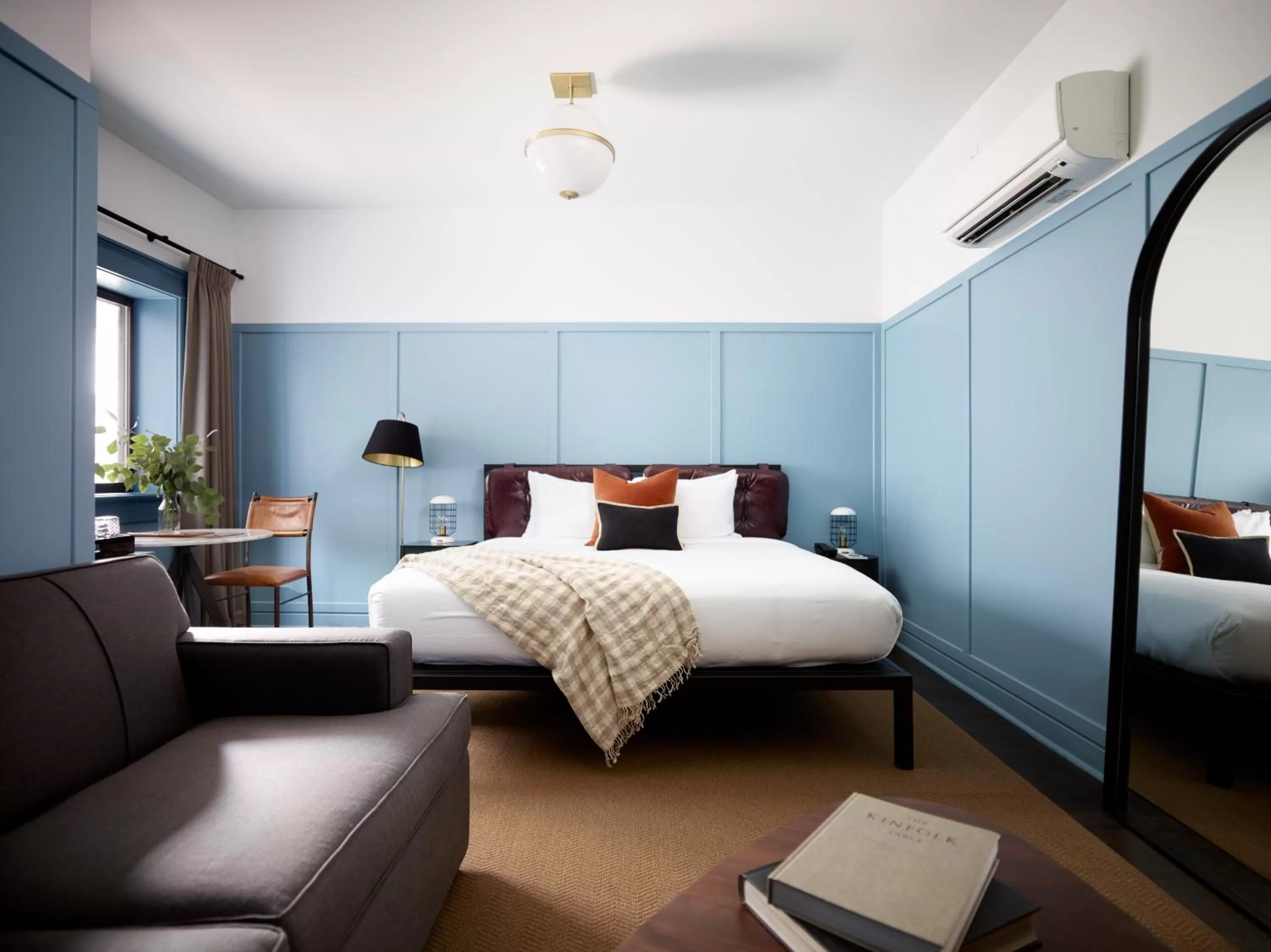 Bed in The Chicago Hotel Collection Wrigleyville