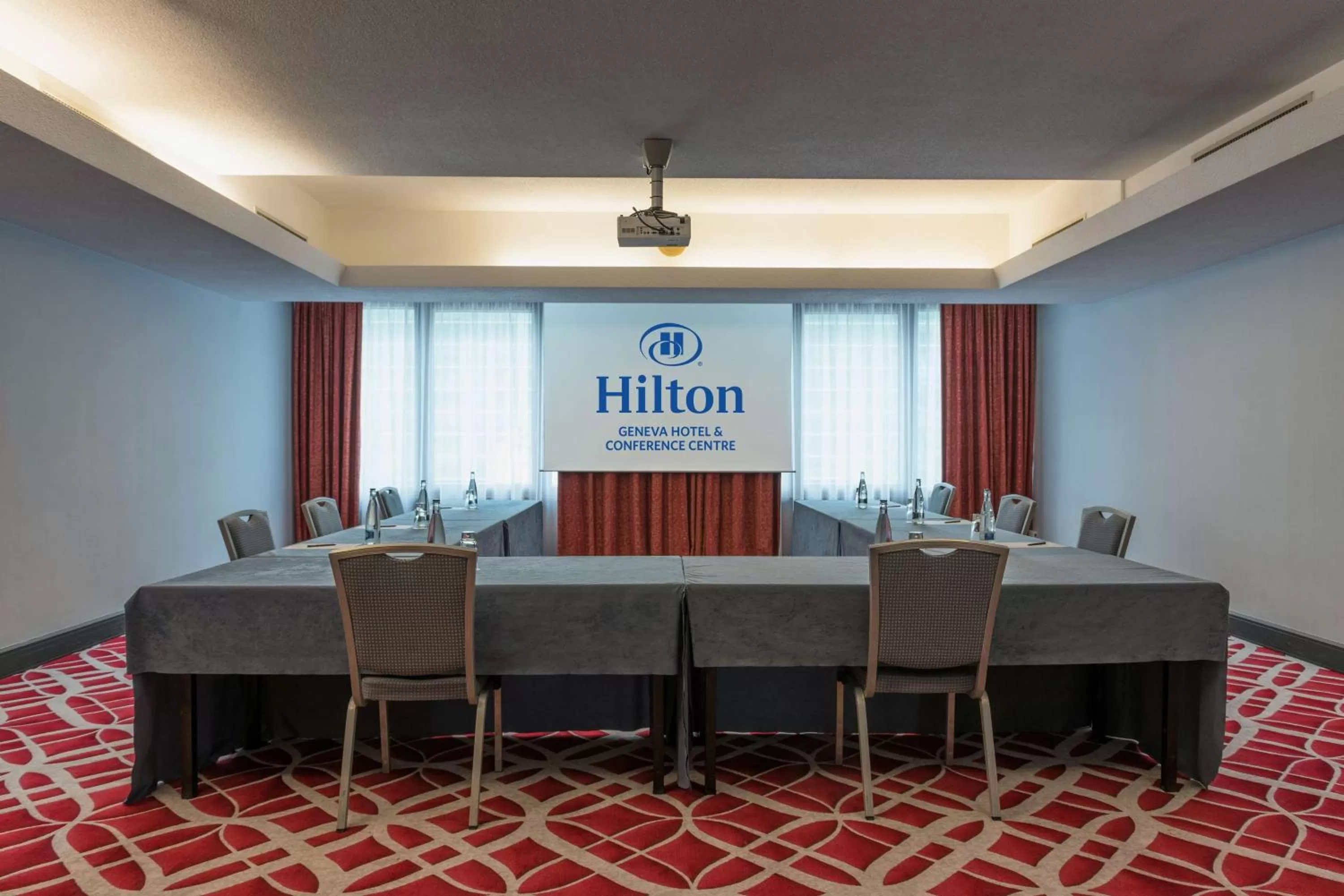 Meeting/conference room in Hilton Geneva Hotel and Conference Centre