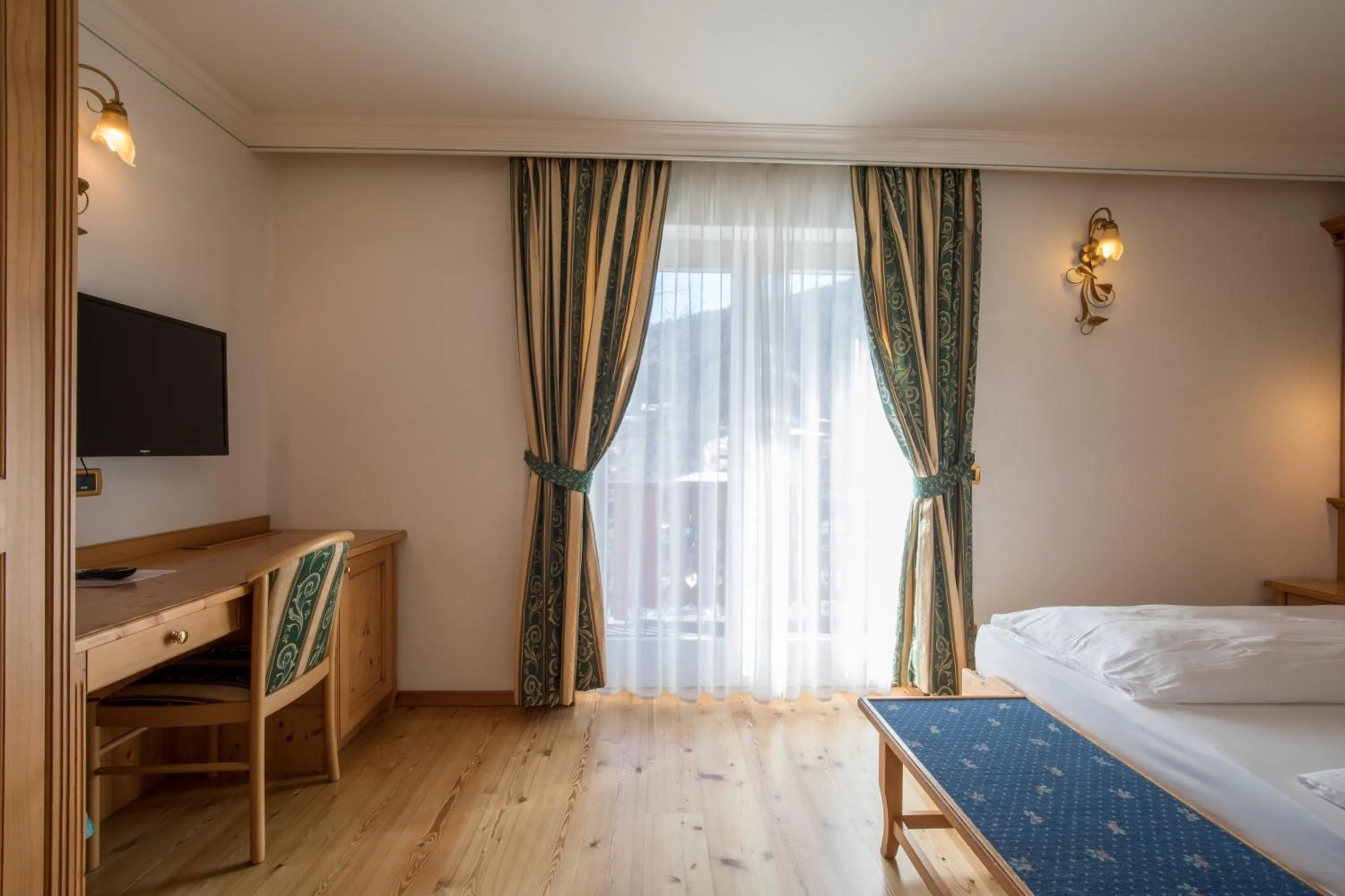 TV and multimedia, Bed in Hotel Chalet all'Imperatore