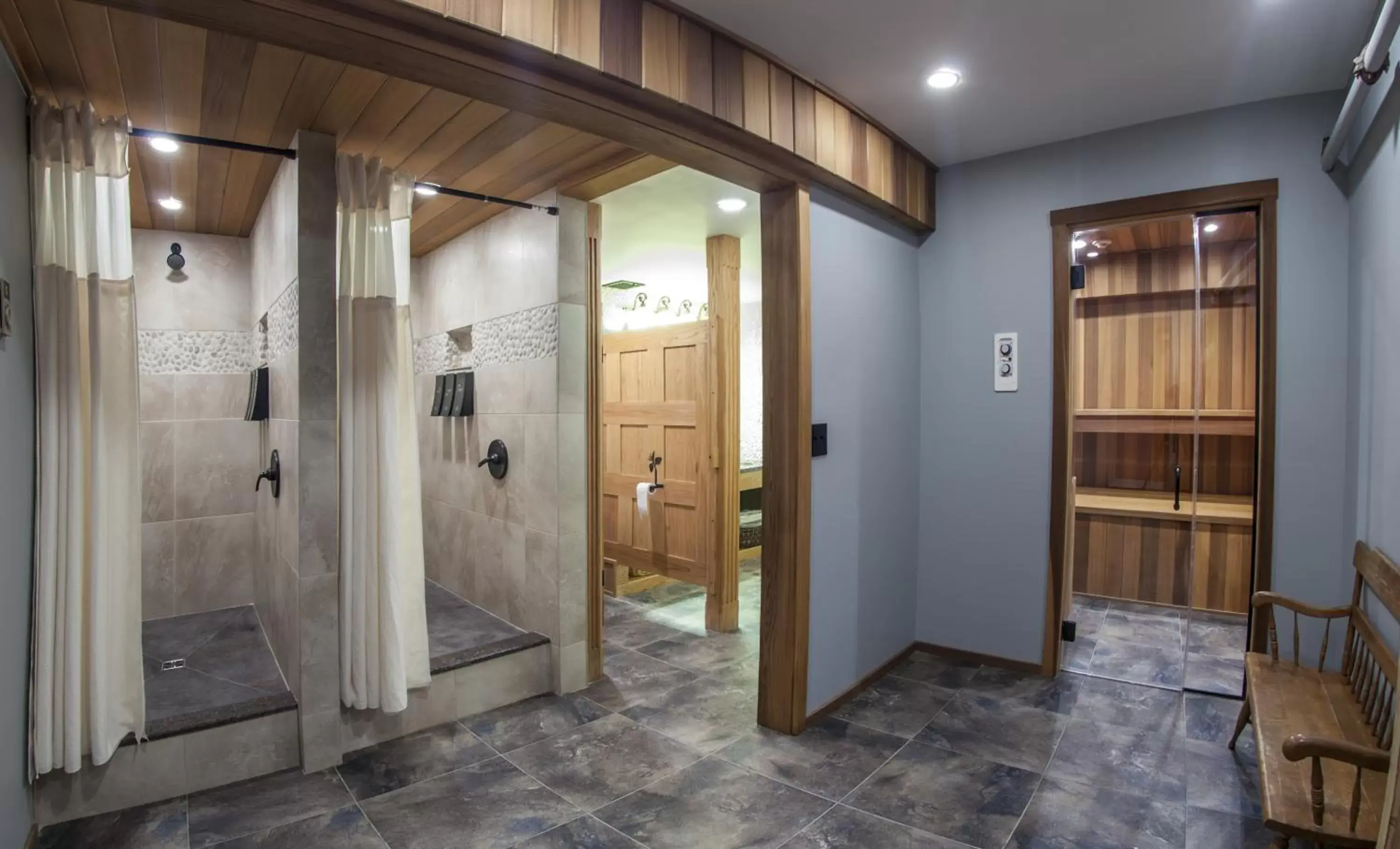 Sauna, Bathroom in Golden Arrow Lakeside Resort