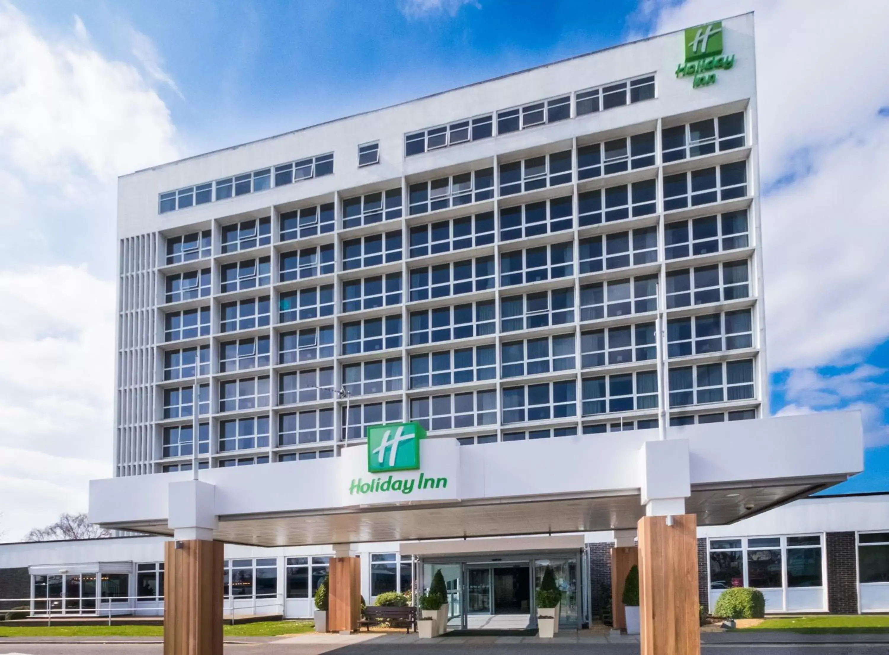 Property Building in Holiday Inn Southampton, an IHG Hotel