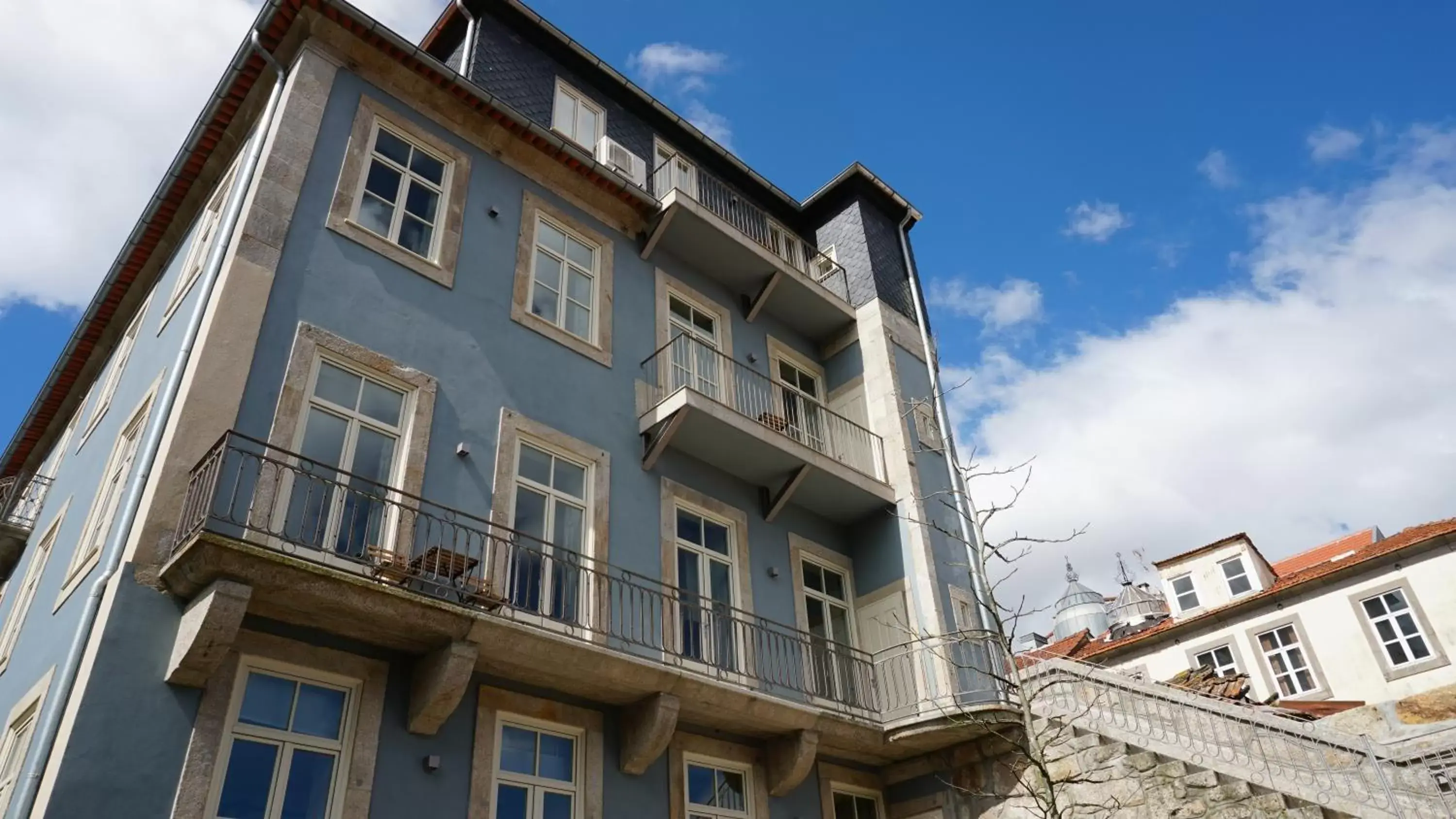 Property Building in Aparthotel Oporto Palace