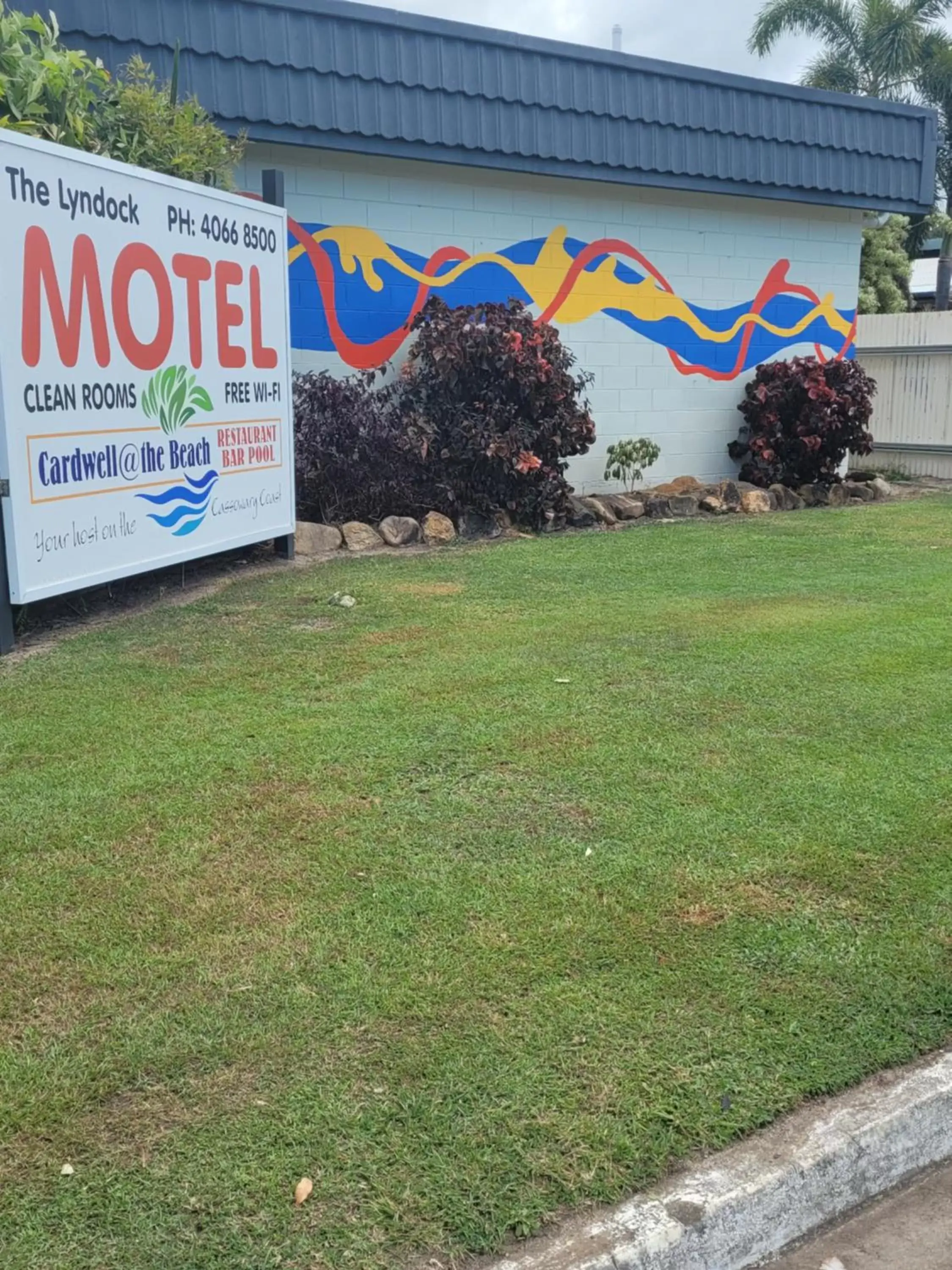 Property Logo/Sign in Cardwell at the Beach