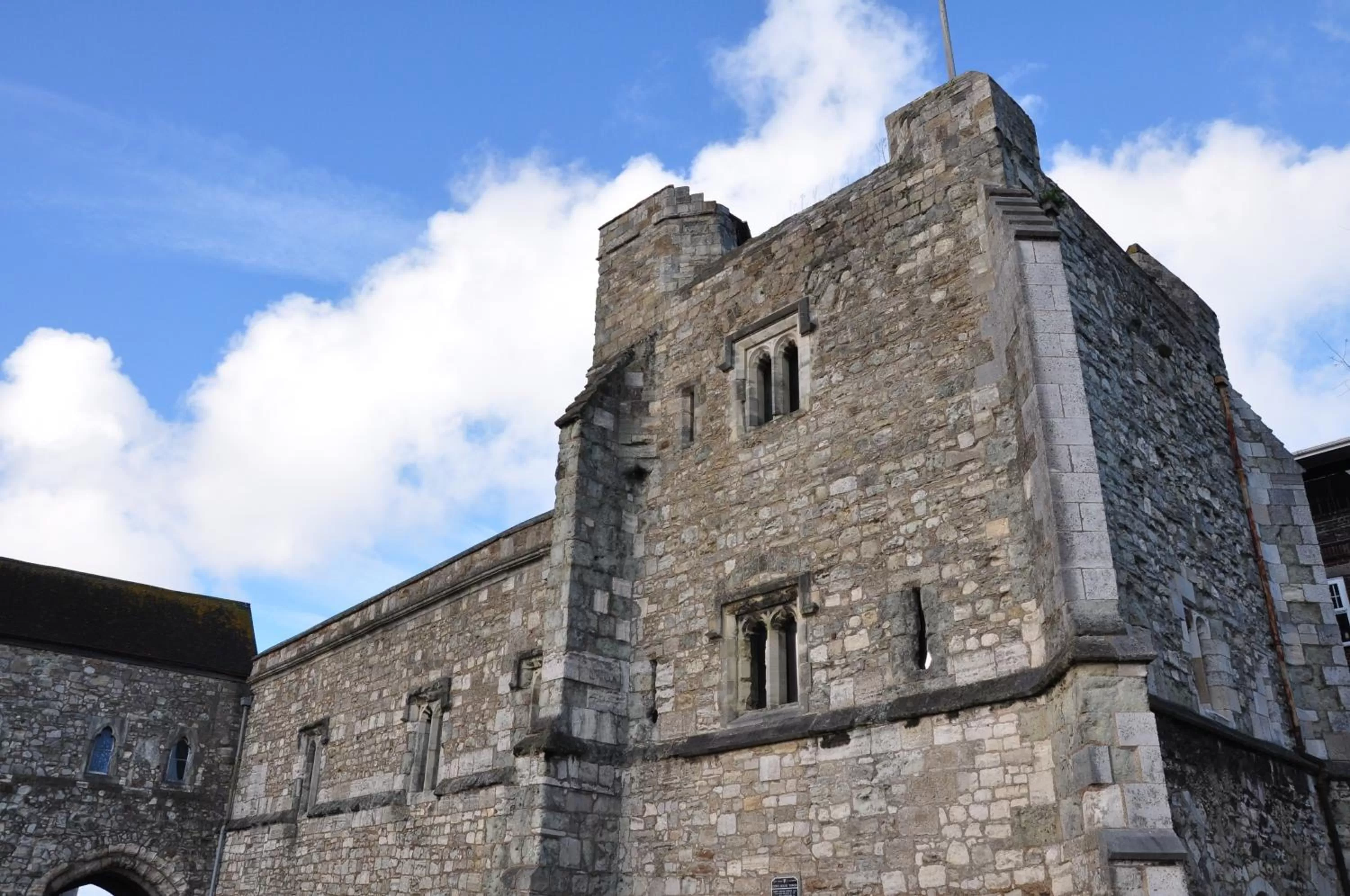 Nearby landmark in room2 Southampton Hometel