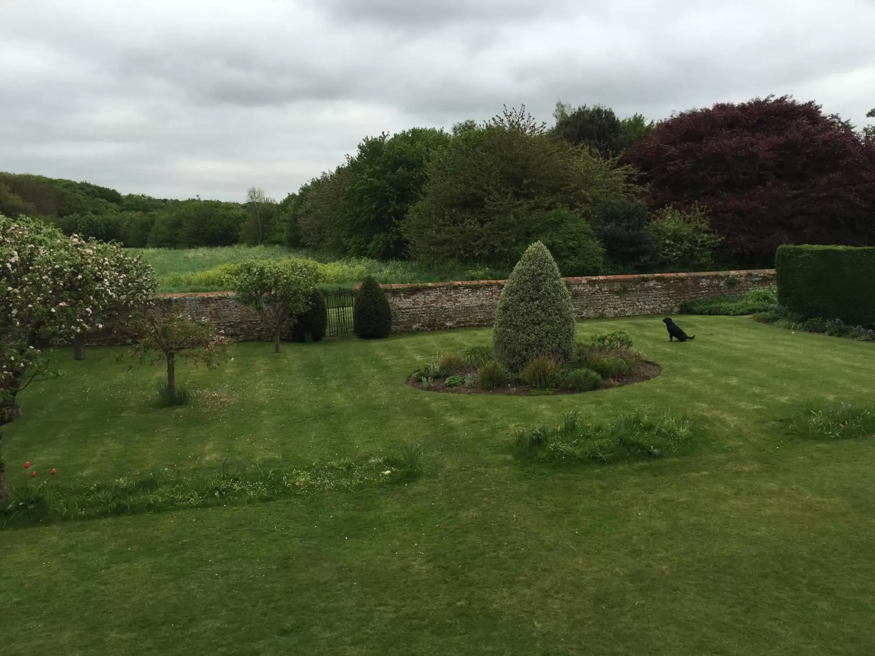 Garden in Cliff Farmhouse B&B Suites