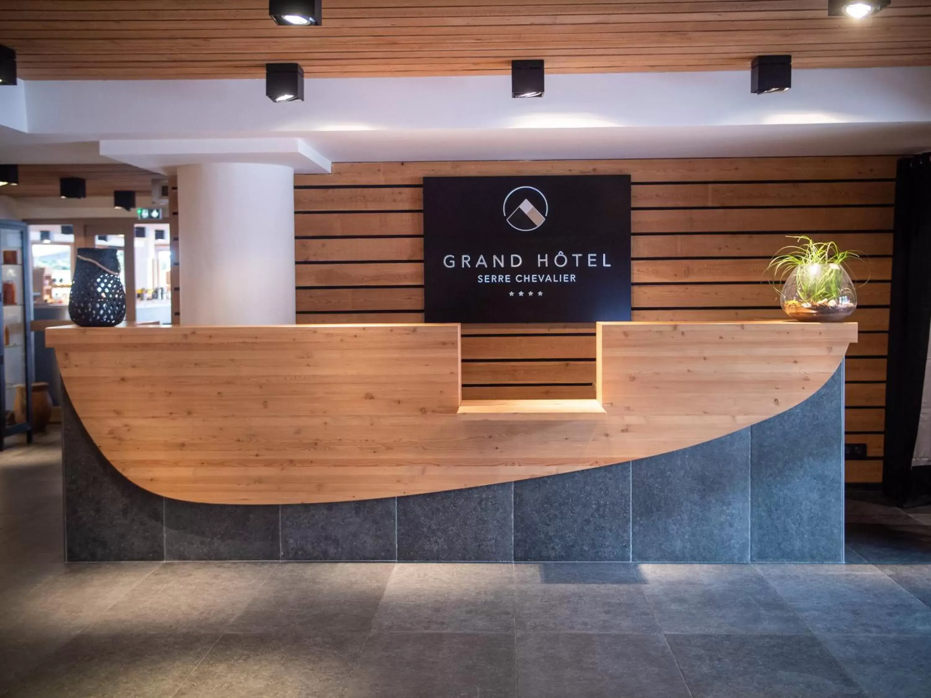 Restaurant/places to eat in Grand Hôtel & Spa NUXE Serre Chevalier