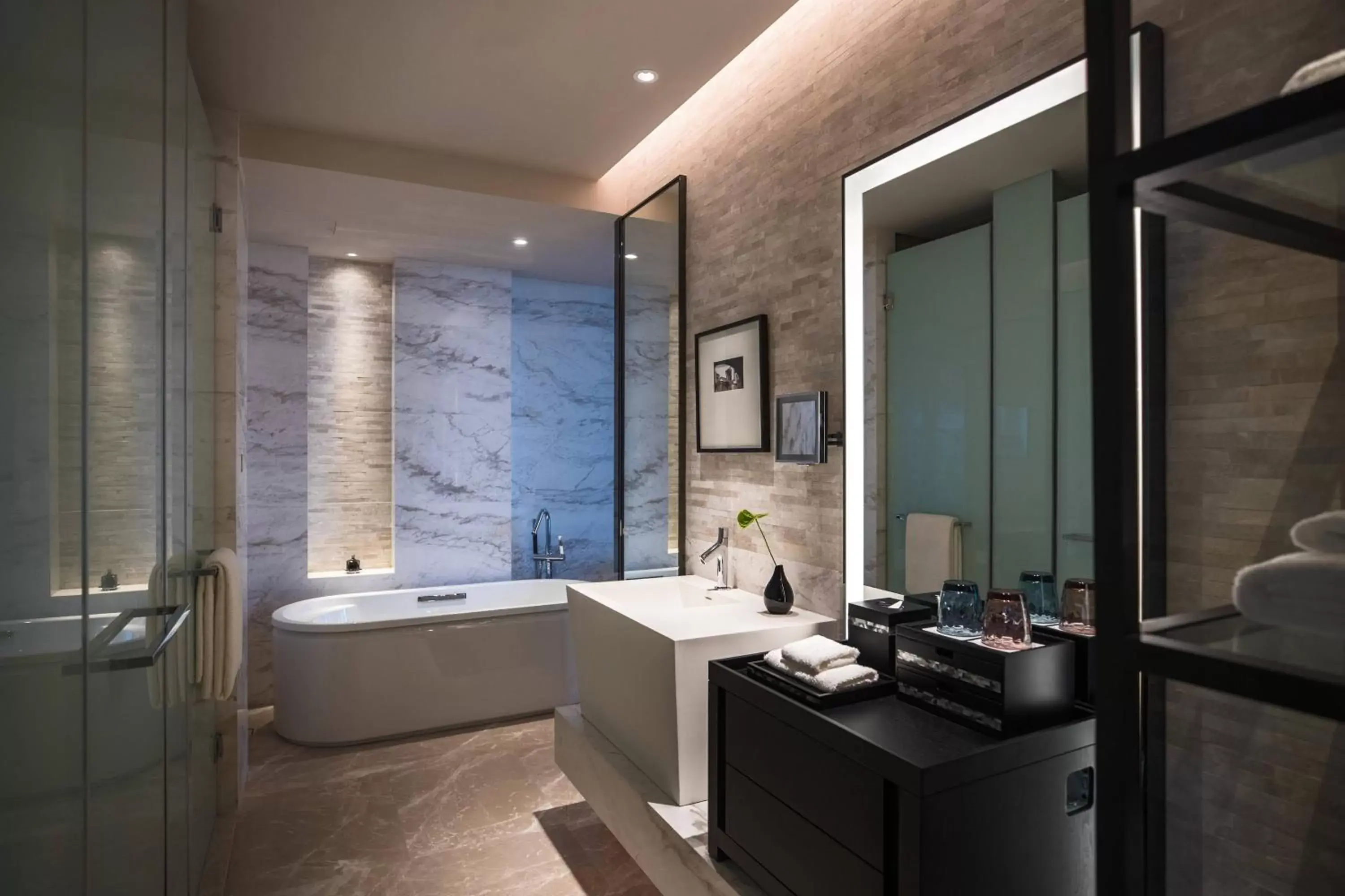 Bathroom in Renaissance Suzhou Taihu Lake Hotel