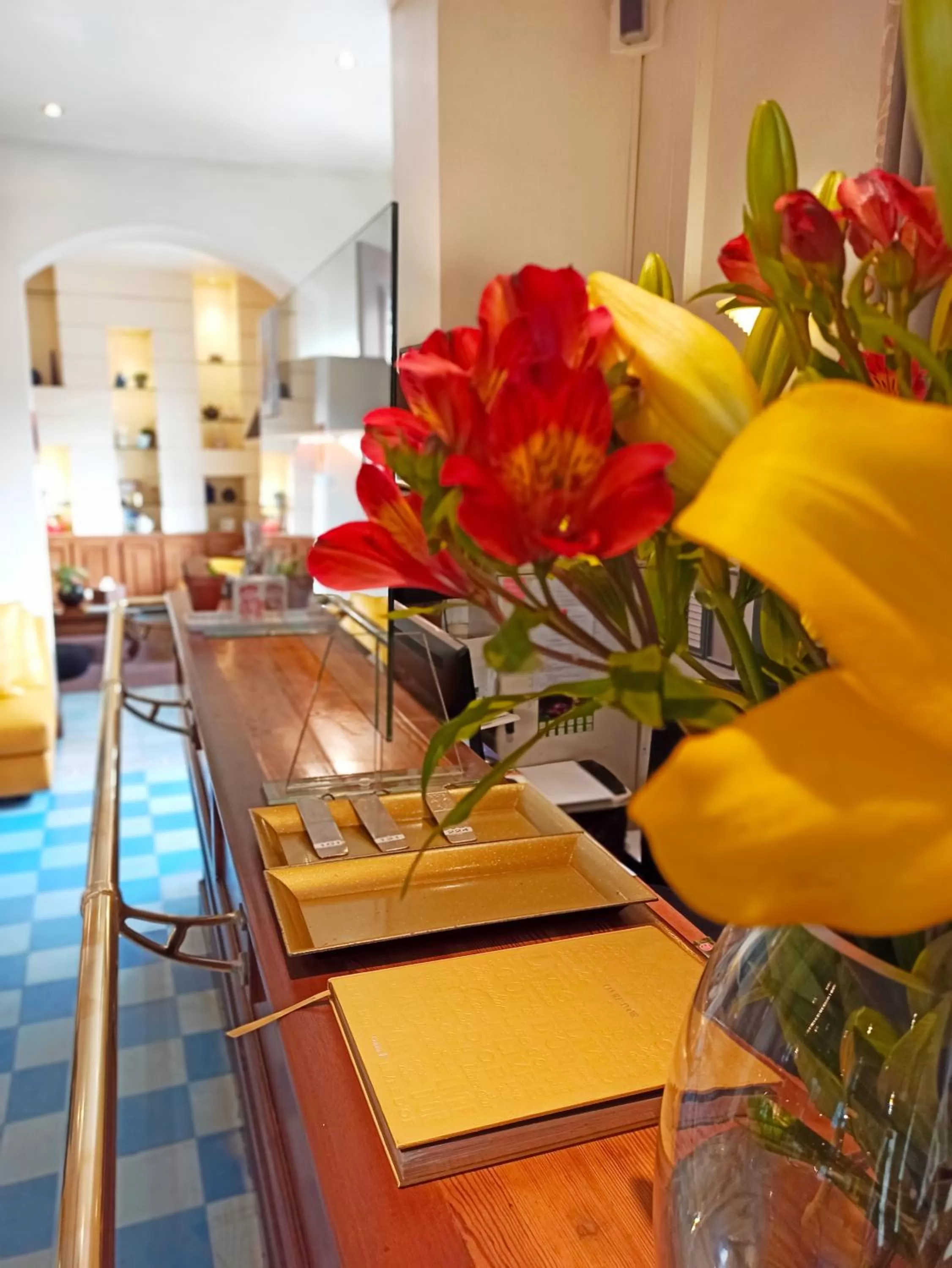 Lobby or reception in Le Juliette Dodu- Le charme d'un monument historique