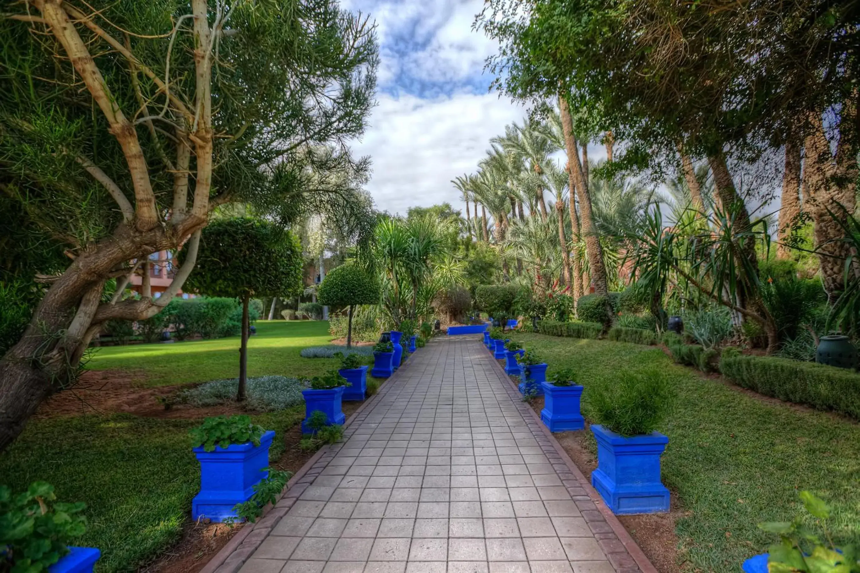 Facade/entrance, Garden in Hôtel Marrakech Le Semiramis