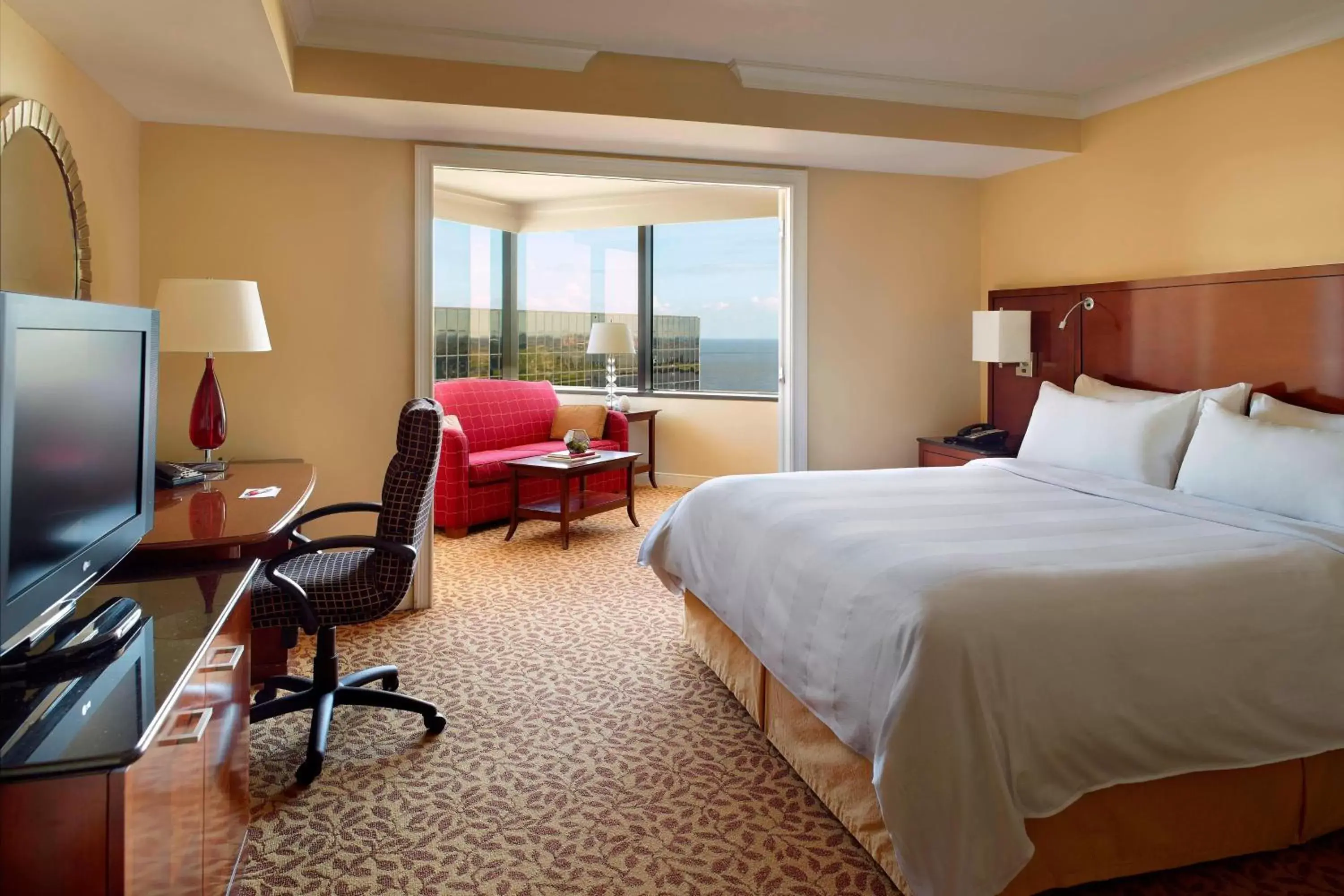 Bedroom in New Orleans Marriott Metairie At Lakeway