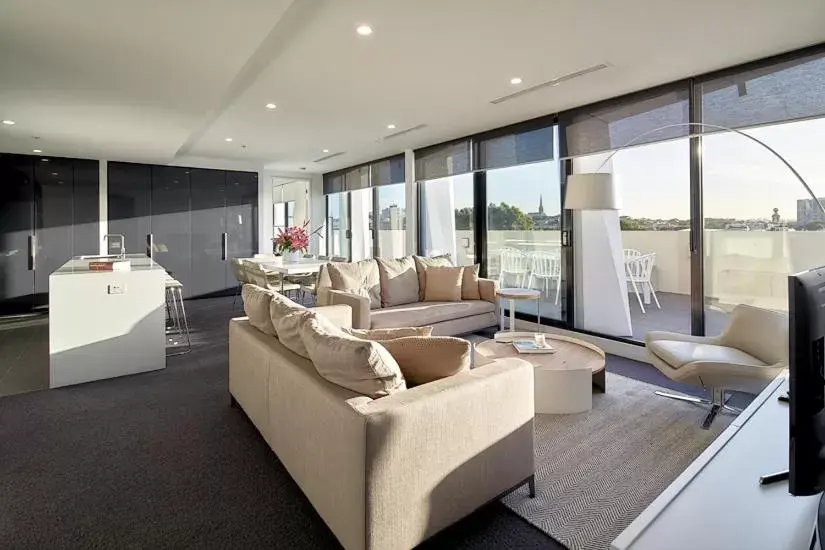 Seating Area in 381 Cremorne