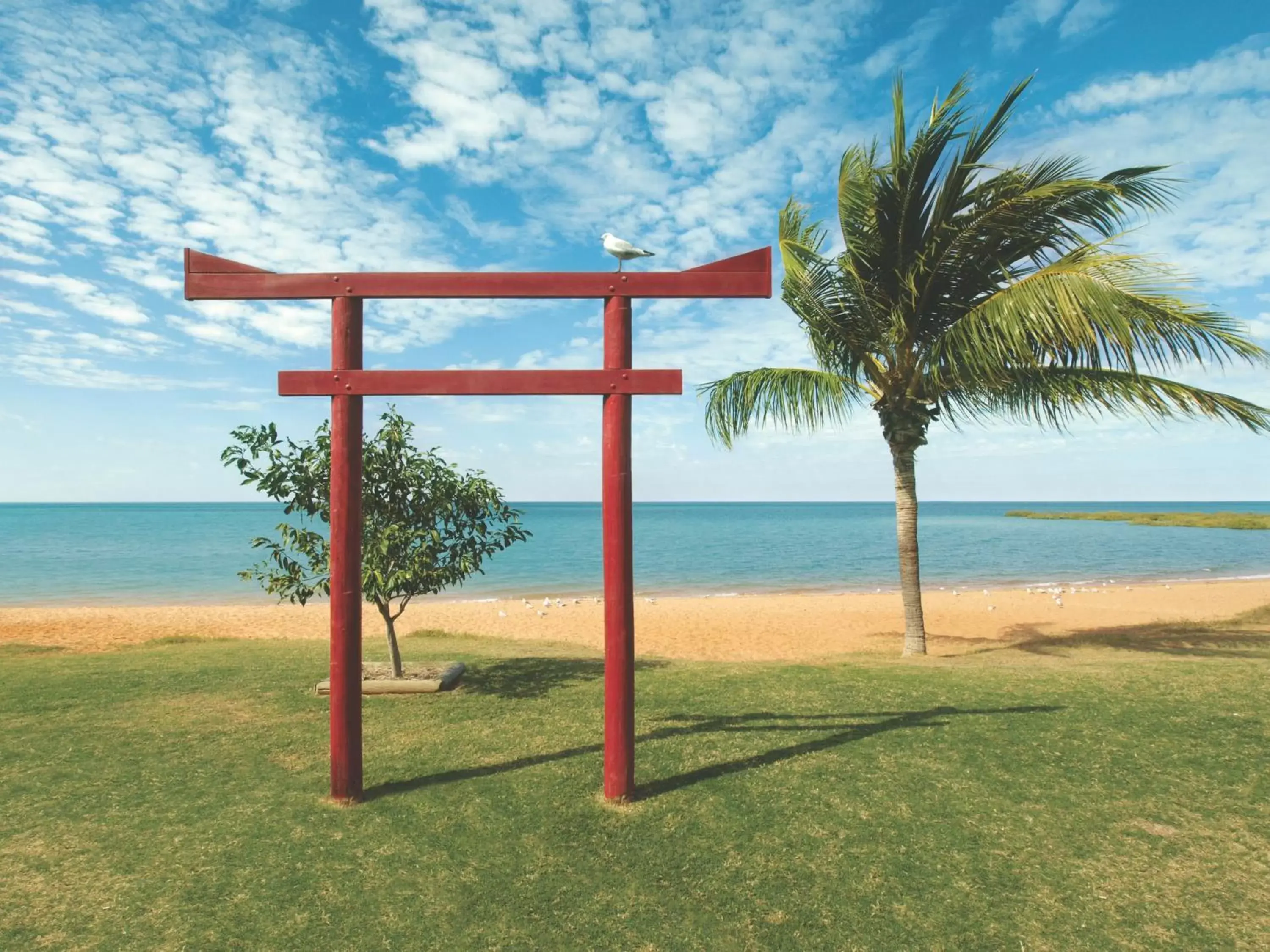 Beach in Oaks Broome Hotel