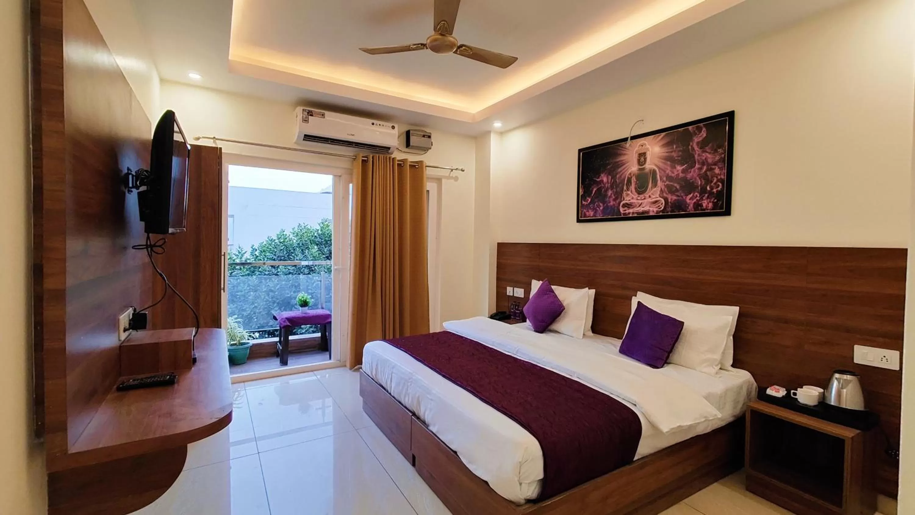 Bed in Perfectstayz Value Forest Valley Near Waterfall