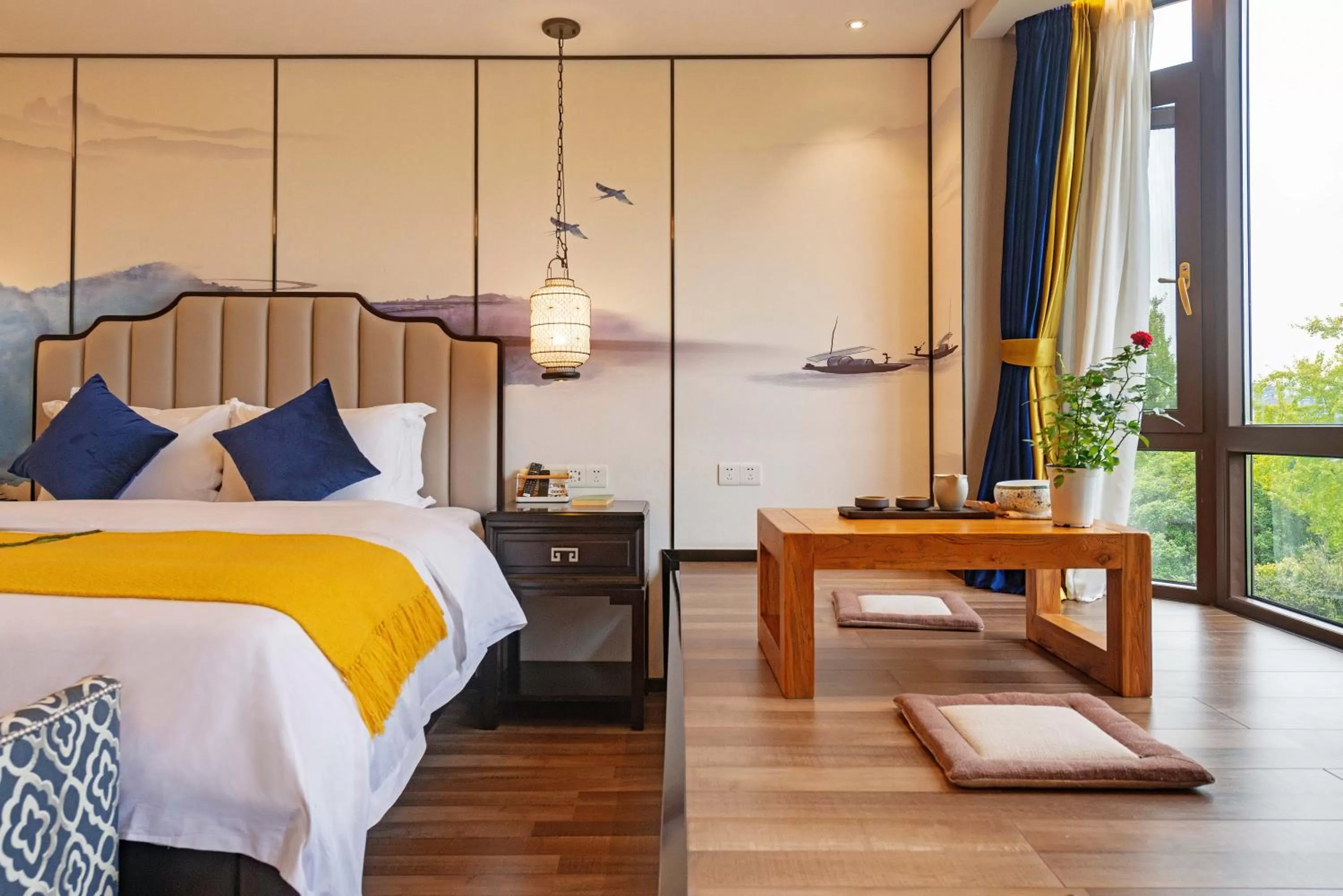 Photo of the whole room, Bed in Li River Resort Villa Hotel