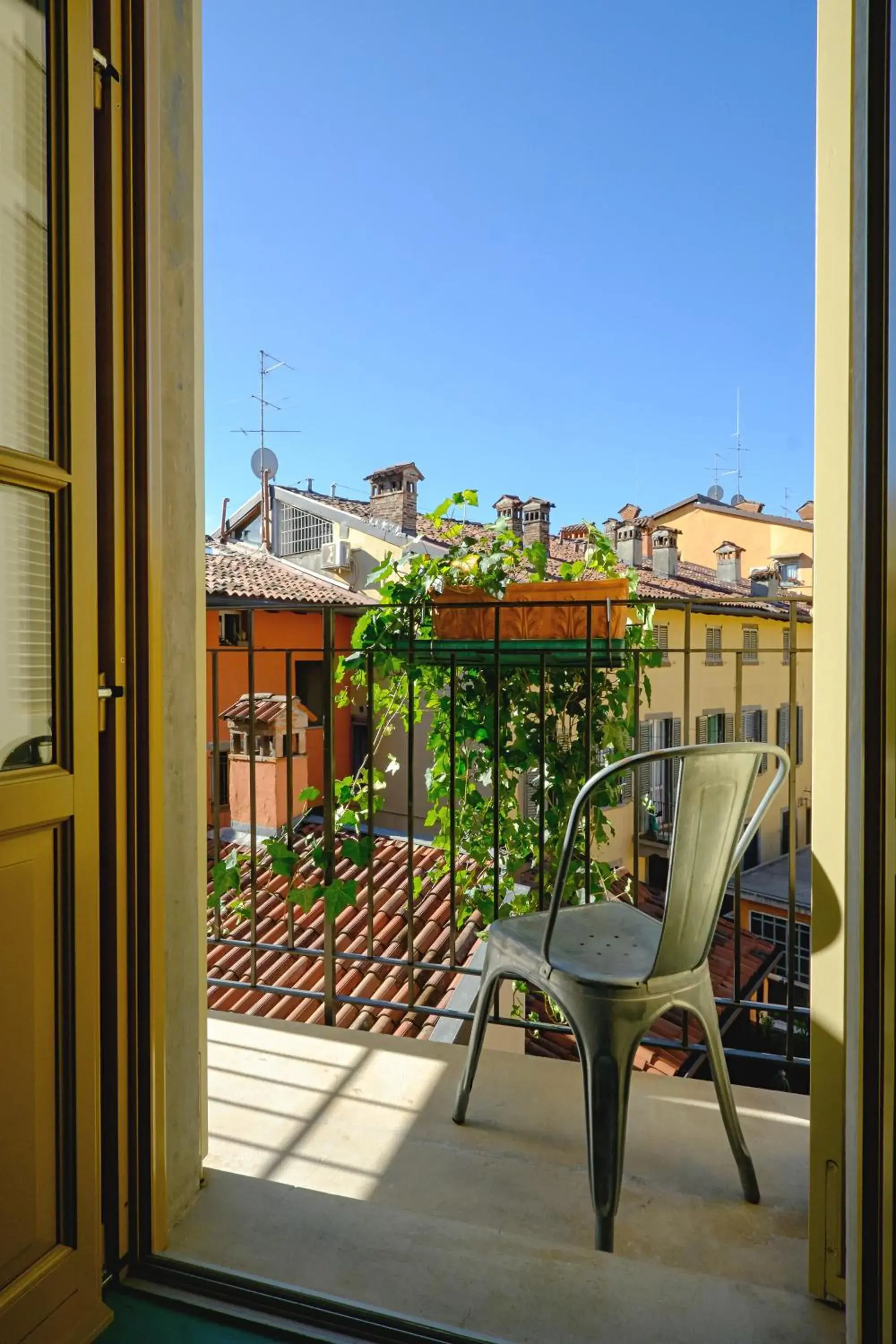 Balcony/Terrace in Petronilla - Hotel In Bergamo