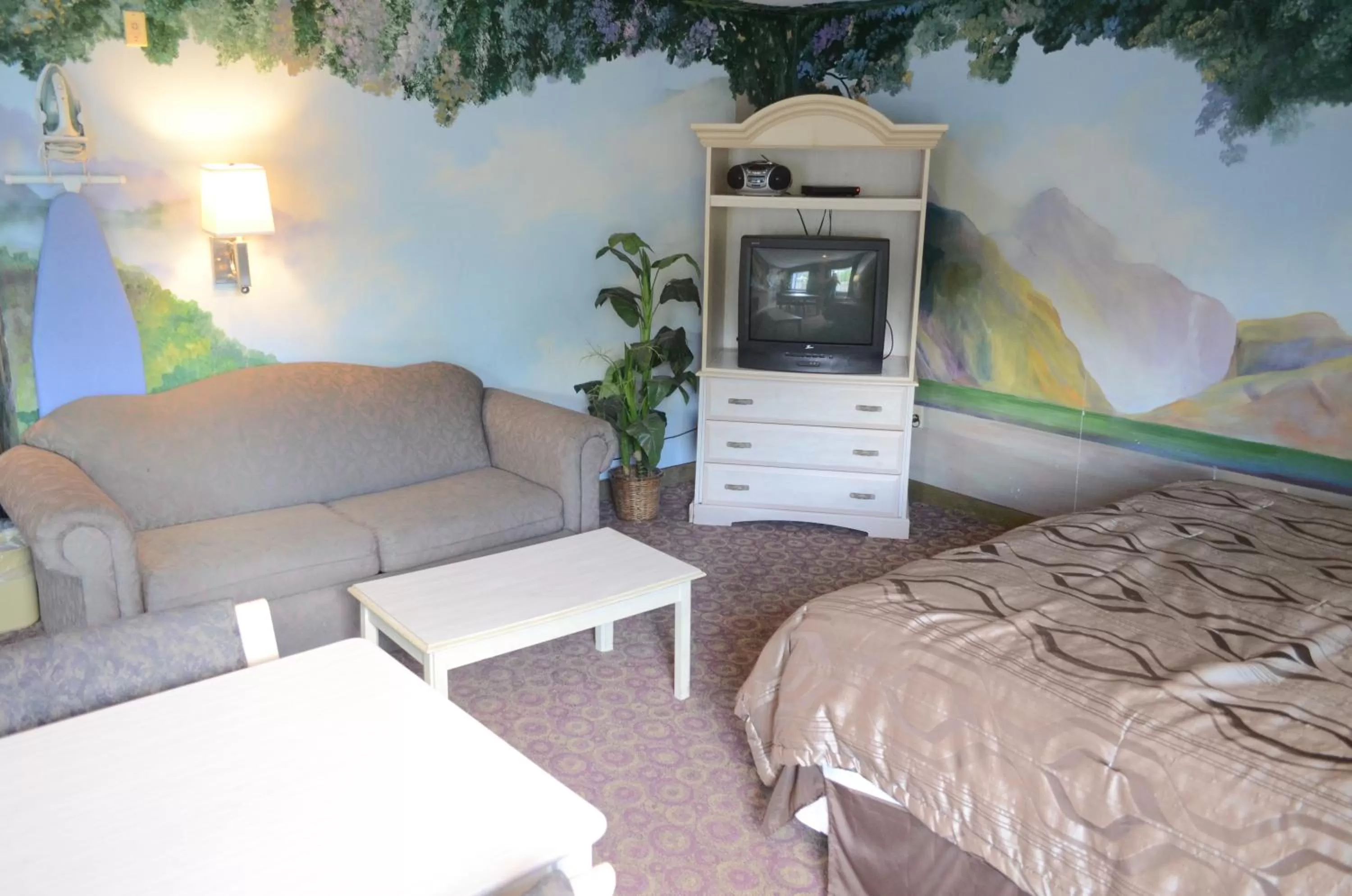 Bedroom, Bed in Scottish Inn and Suites NRG Park/Texas Medical Center - Houston