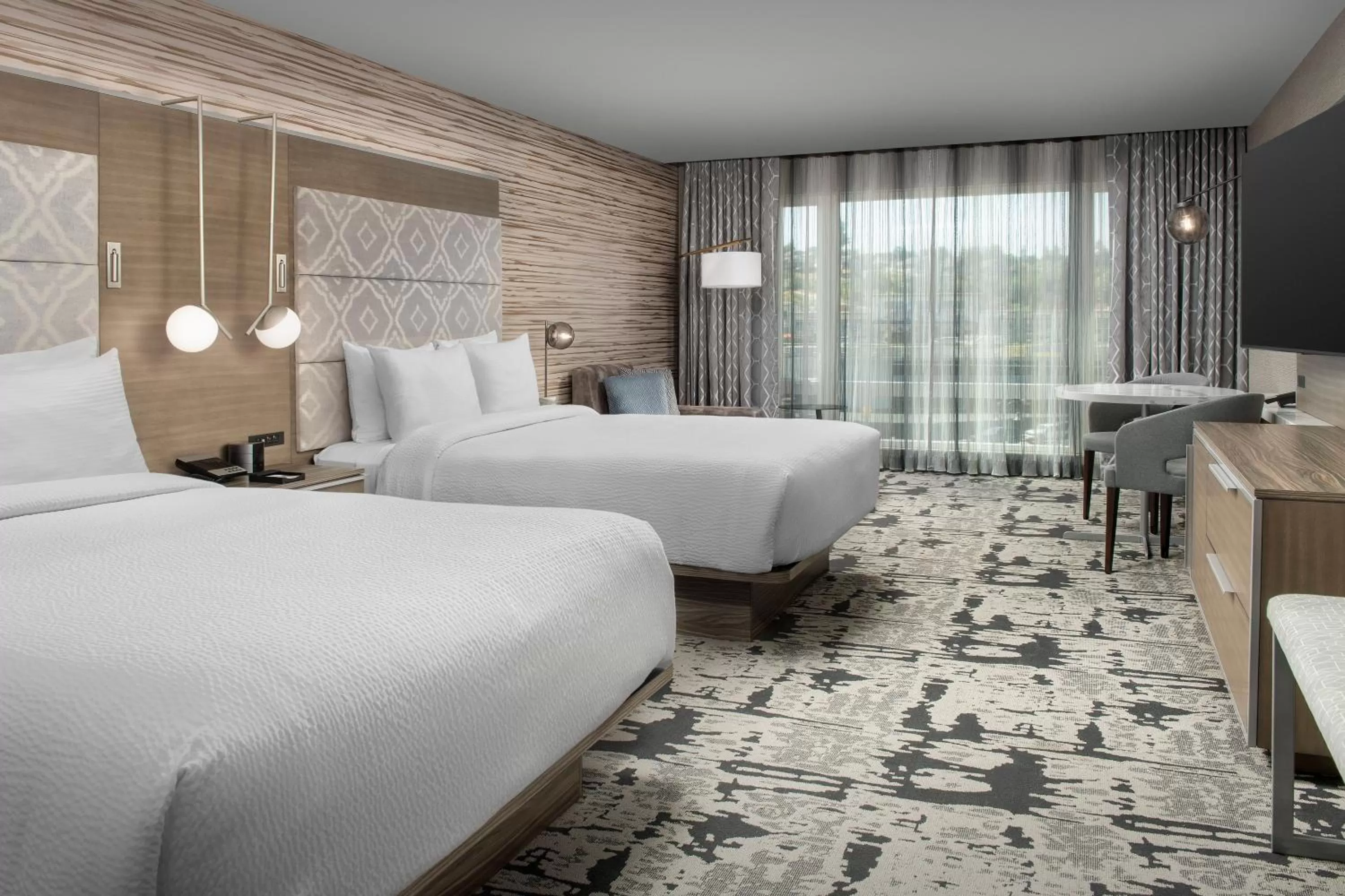 Bed in Silver Cloud Hotel Tacoma at Point Ruston Waterfront