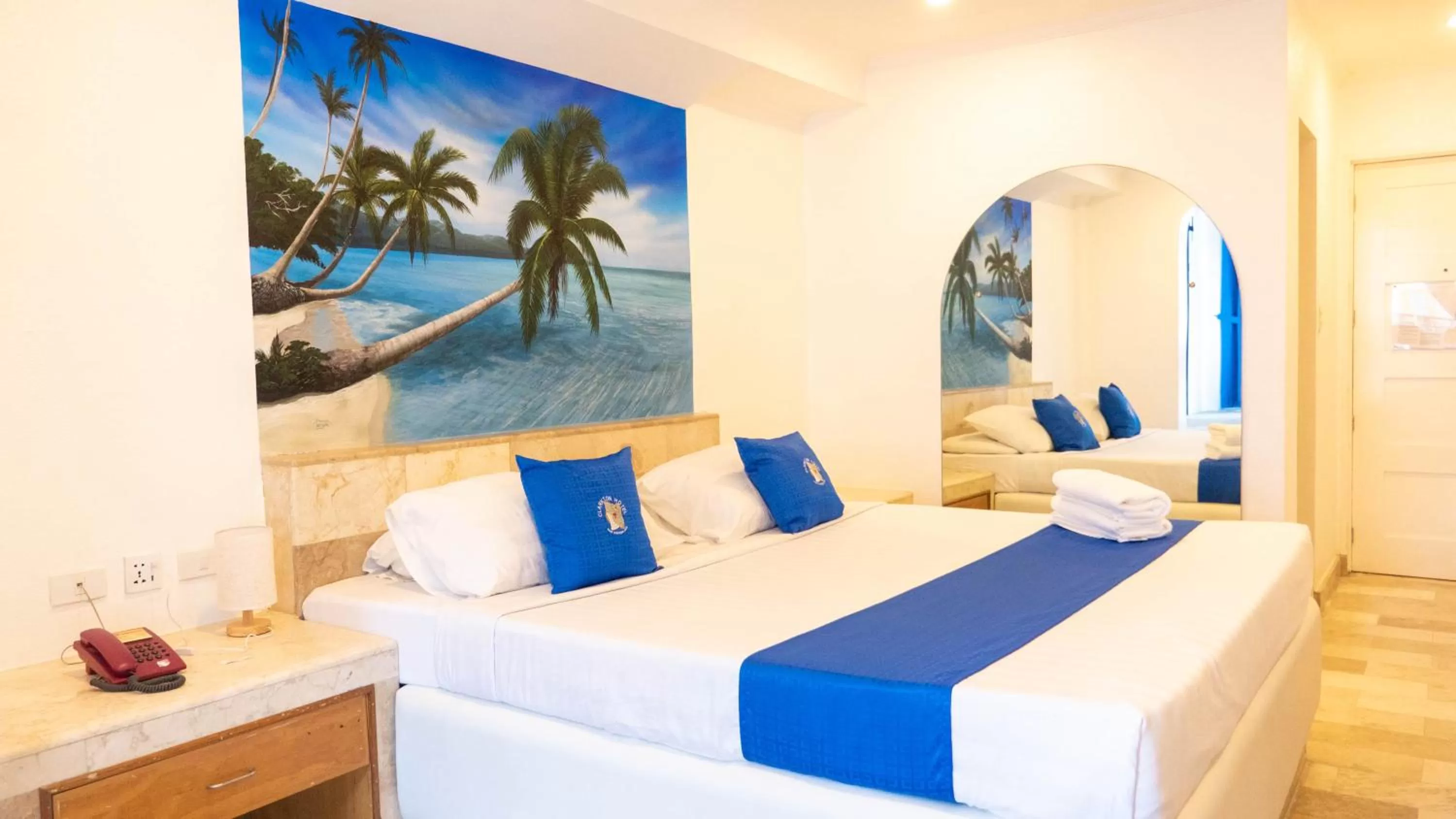 Bed in Clarkton Hotel Apartment