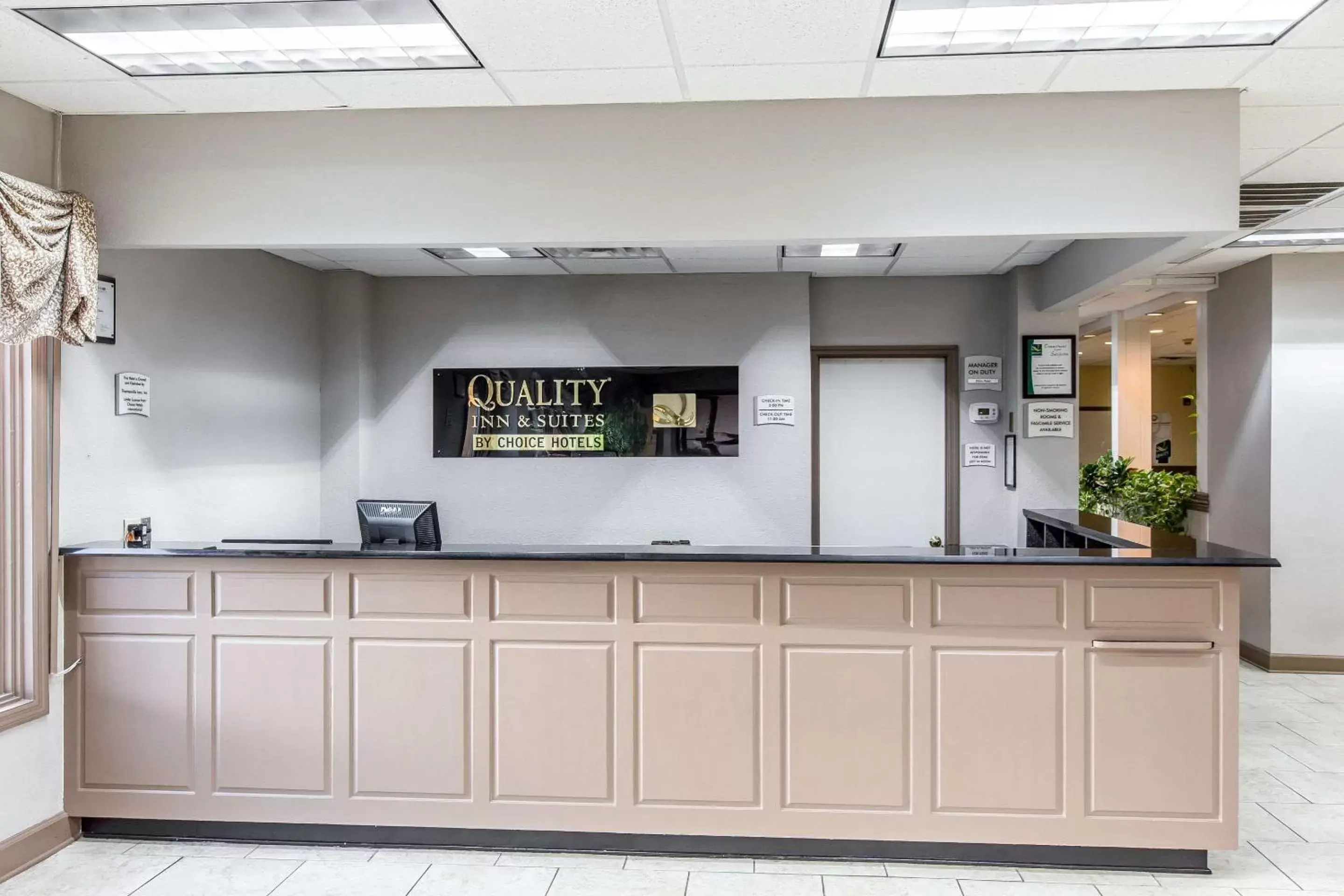Lobby or reception in Quality Inn & Suites Conference Center Thomasville Lobby or reception in Quality Inn & Suites Conference Center Thomasville