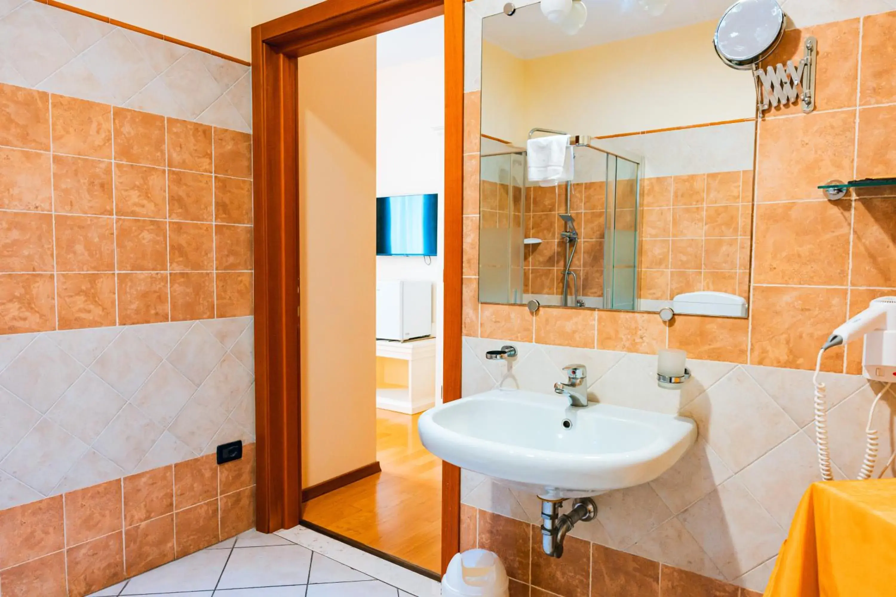 Bathroom in Hotel Torre della Vittoria 1928