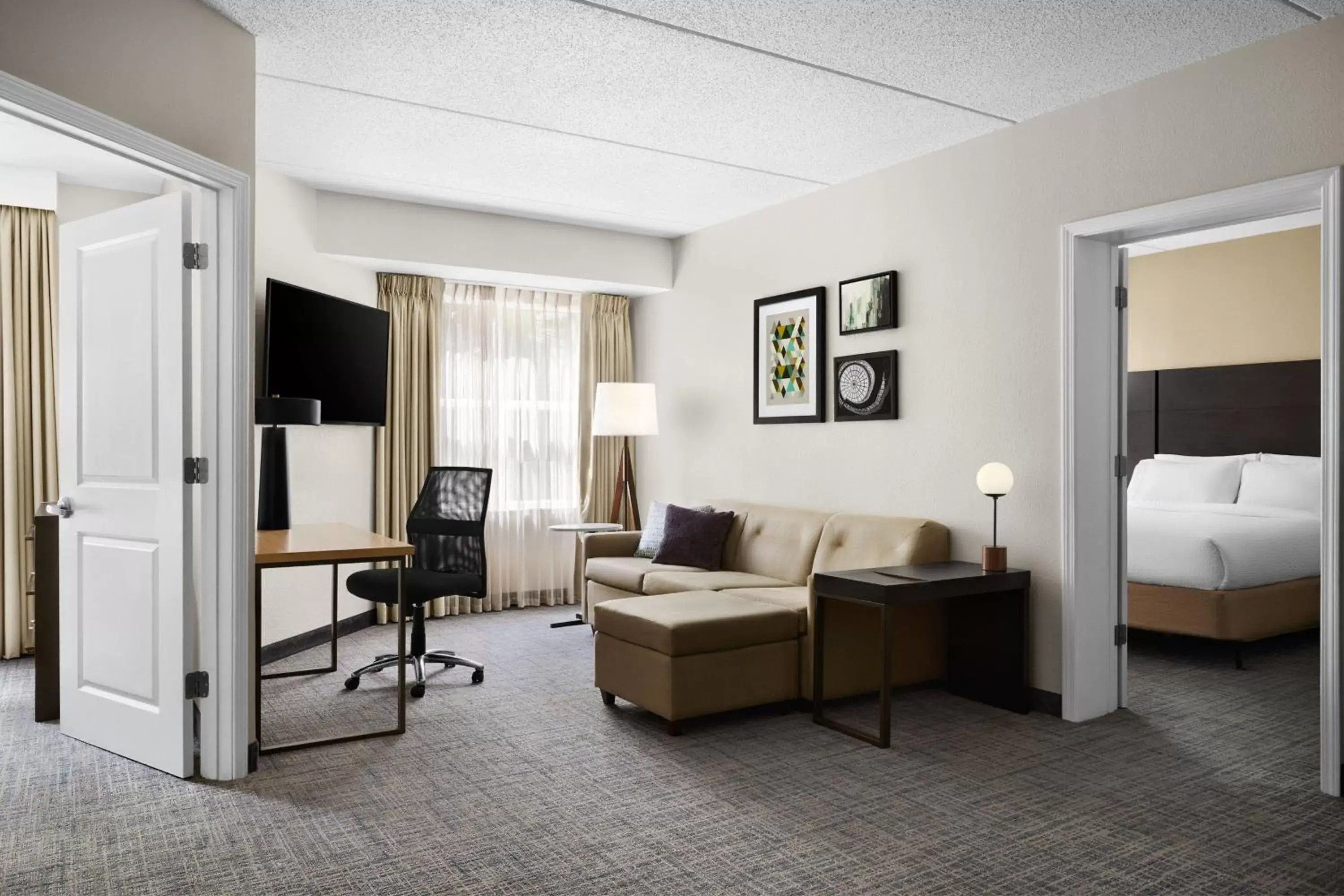 Bedroom, Seating Area in Residence Inn by Marriott Philadelphia Langhorne