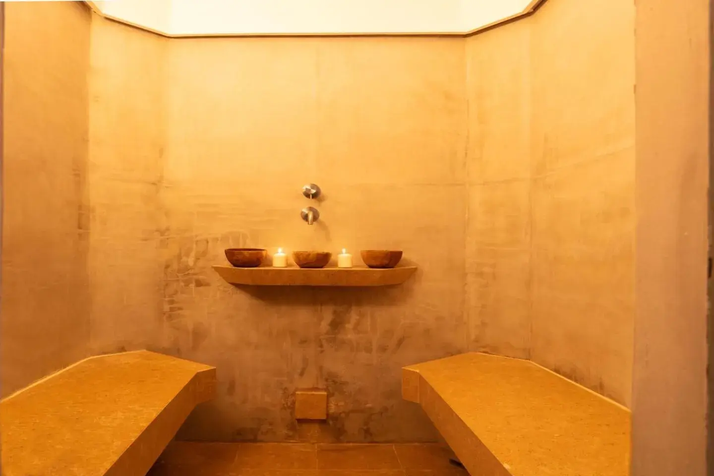 Spa and wellness centre/facilities in Masseria Mongiò dell'Elefante Spa and wellness centre/facilities in Masseria Mongiò dell'Elefante