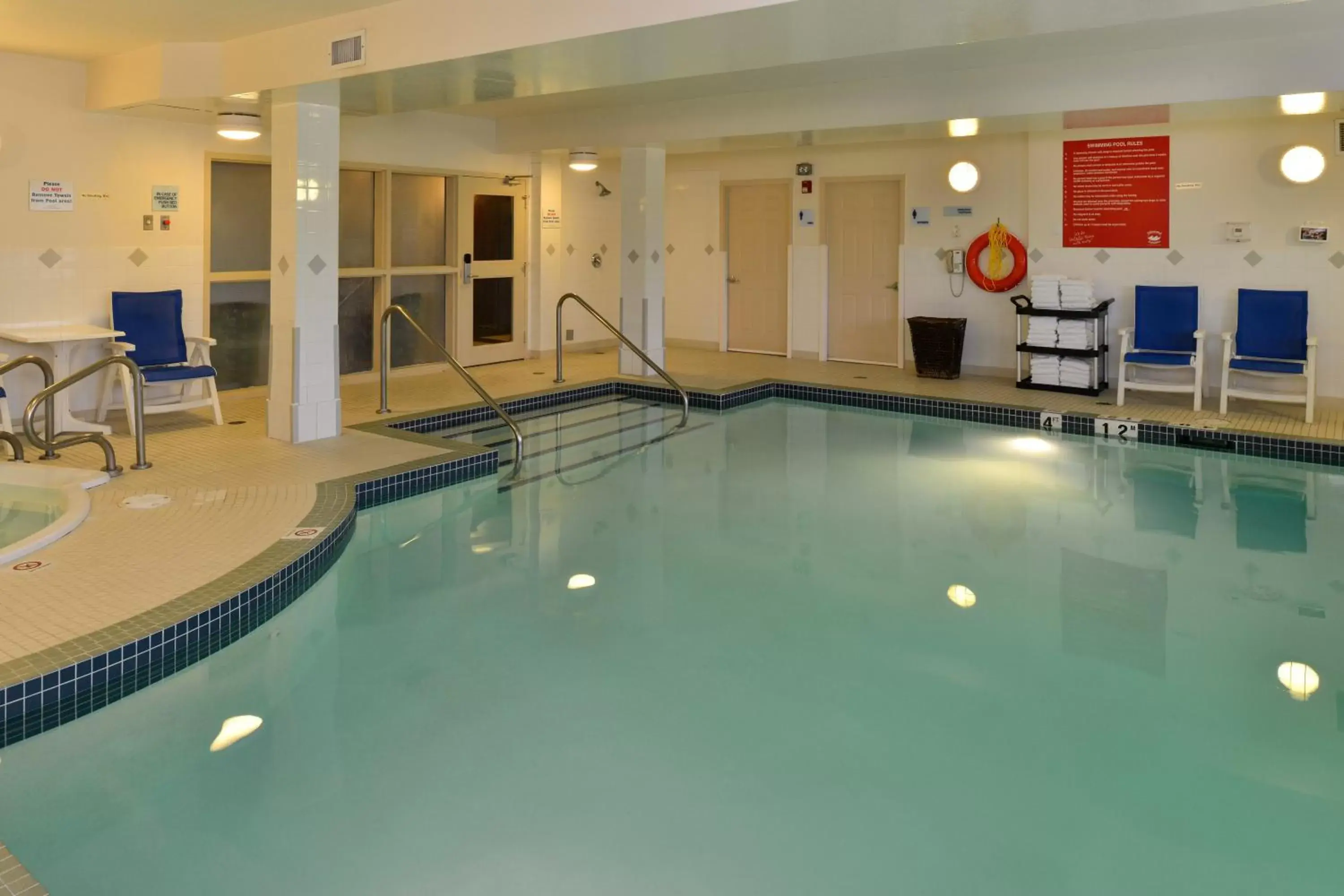 Swimming Pool in Holiday Inn Express Edmonton North, an IHG Hotel