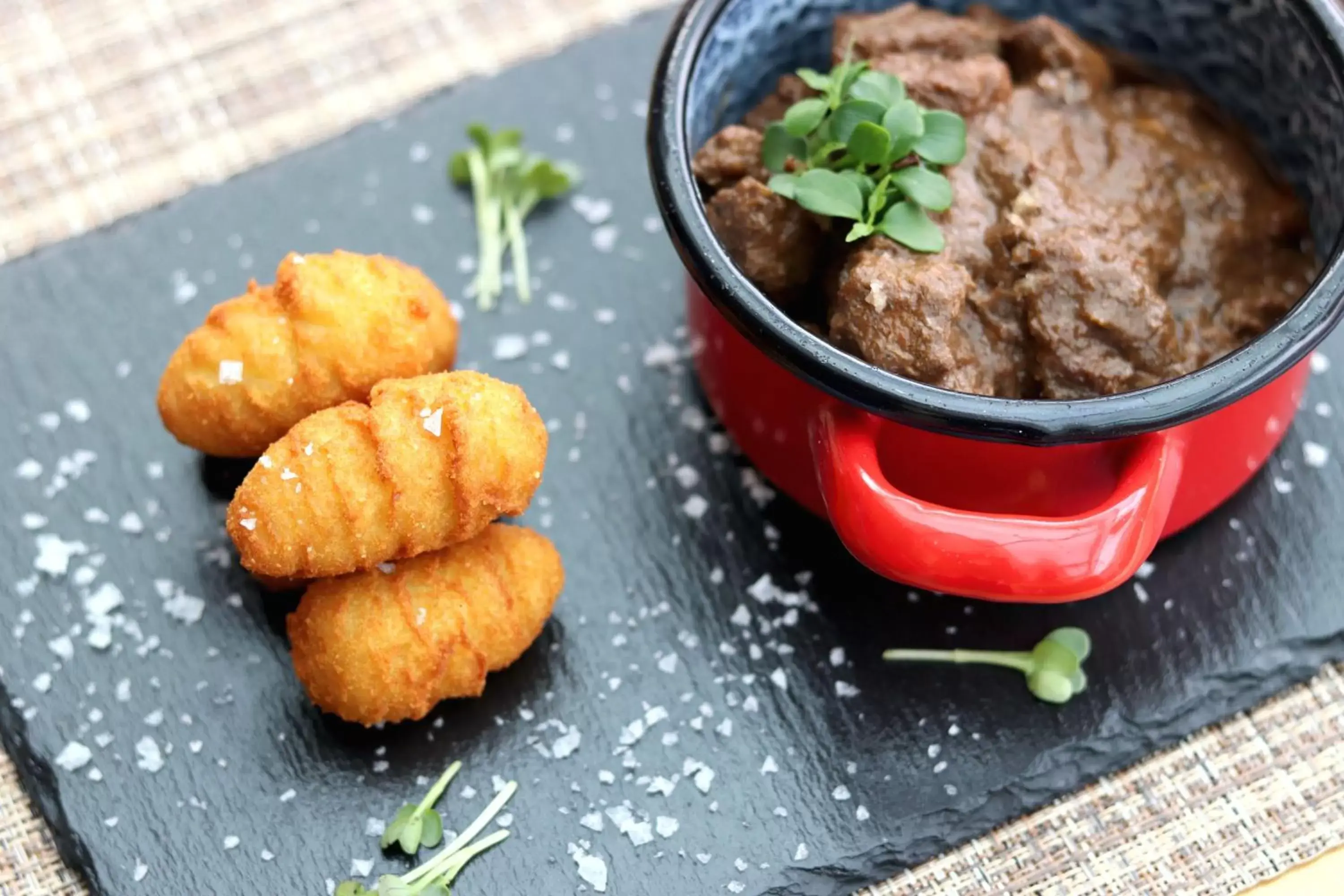 Restaurant/places to eat in Crowne Plaza Budapest by IHG Restaurant/places to eat in Crowne Plaza Budapest by IHG