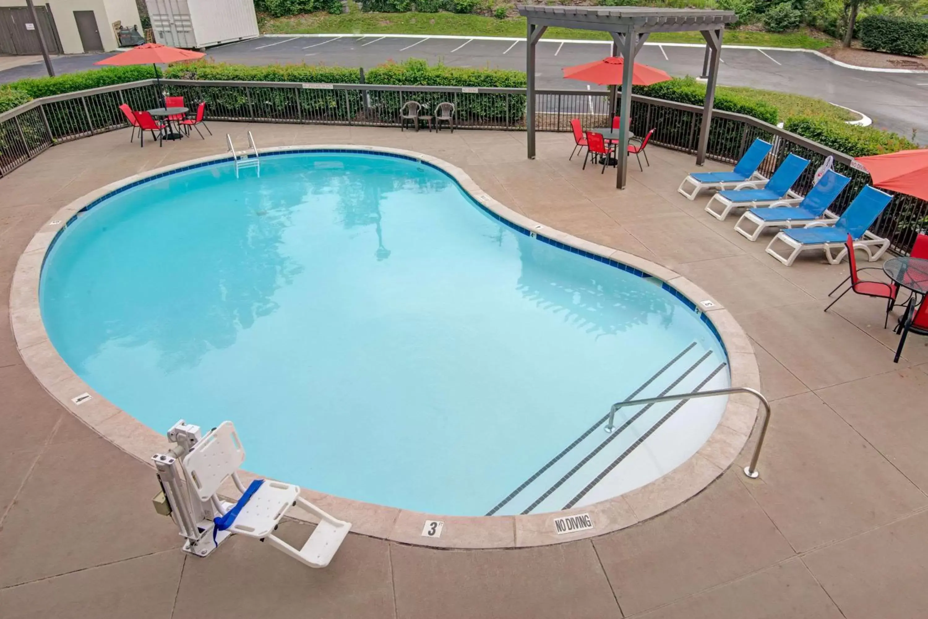 On site, Pool View in Baymont by Wyndham Nashville Airport