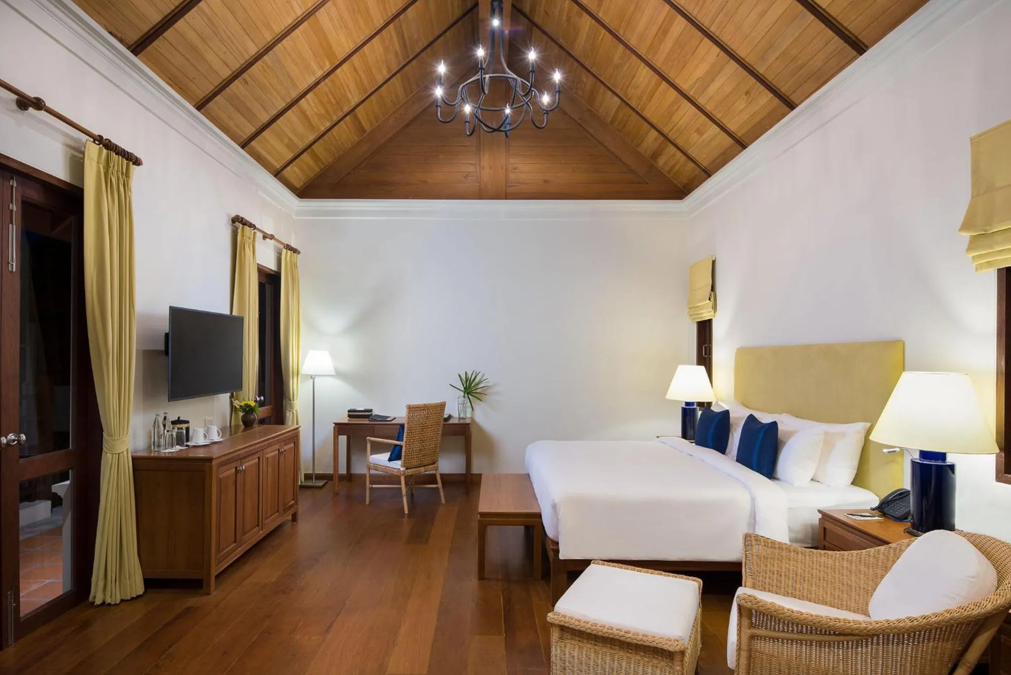 Honeymoon Villa in Le Menara Khao Lak