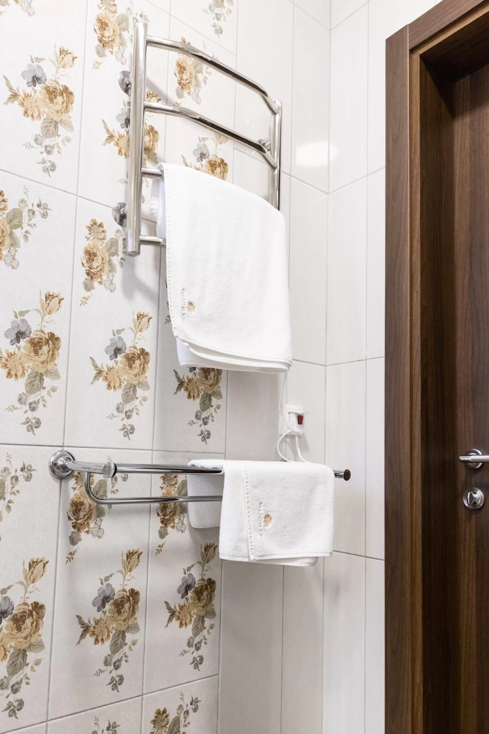 Shower in Hotel "Mandarin Clubhouse"