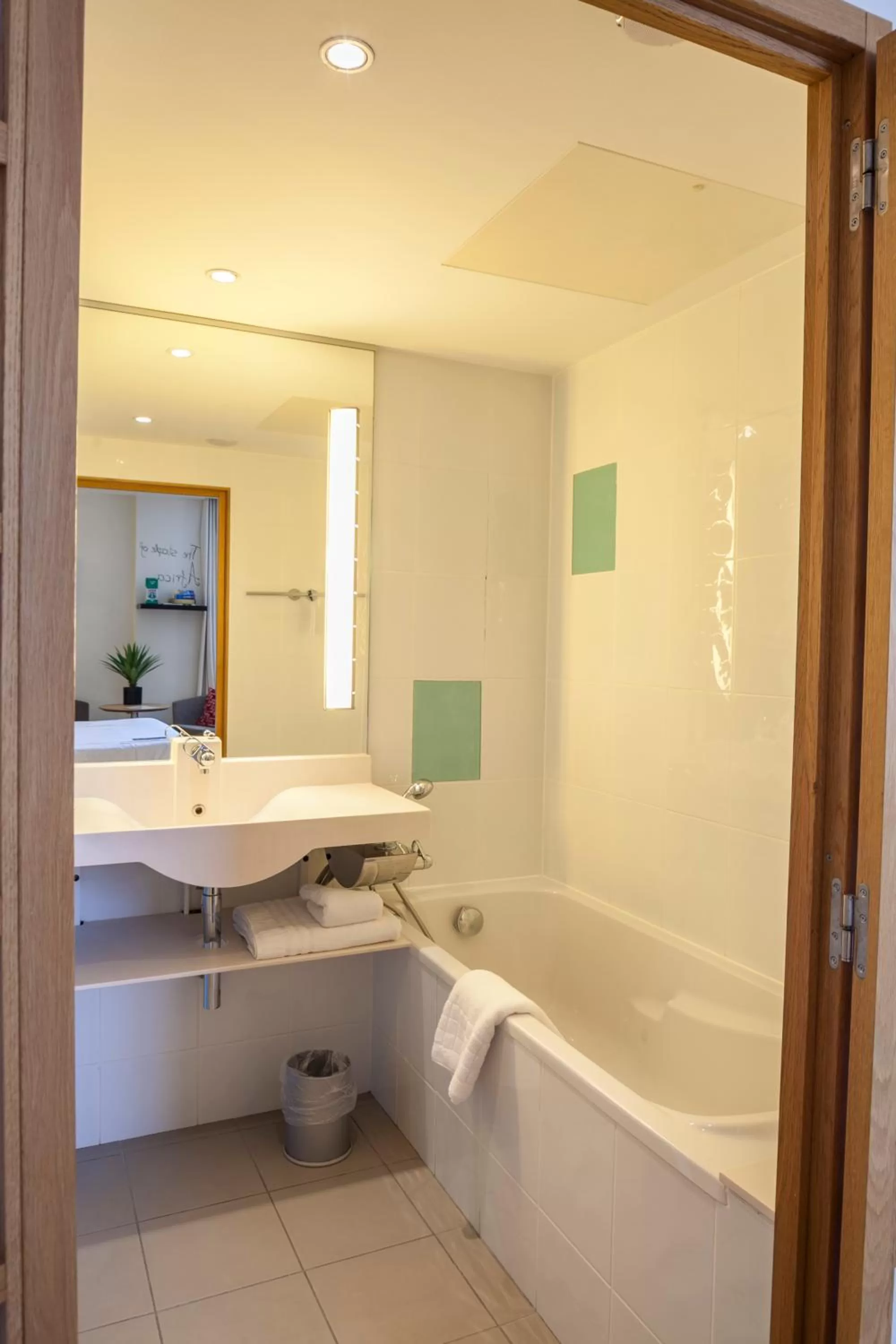 Bathroom in Novotel Cardiff Centre