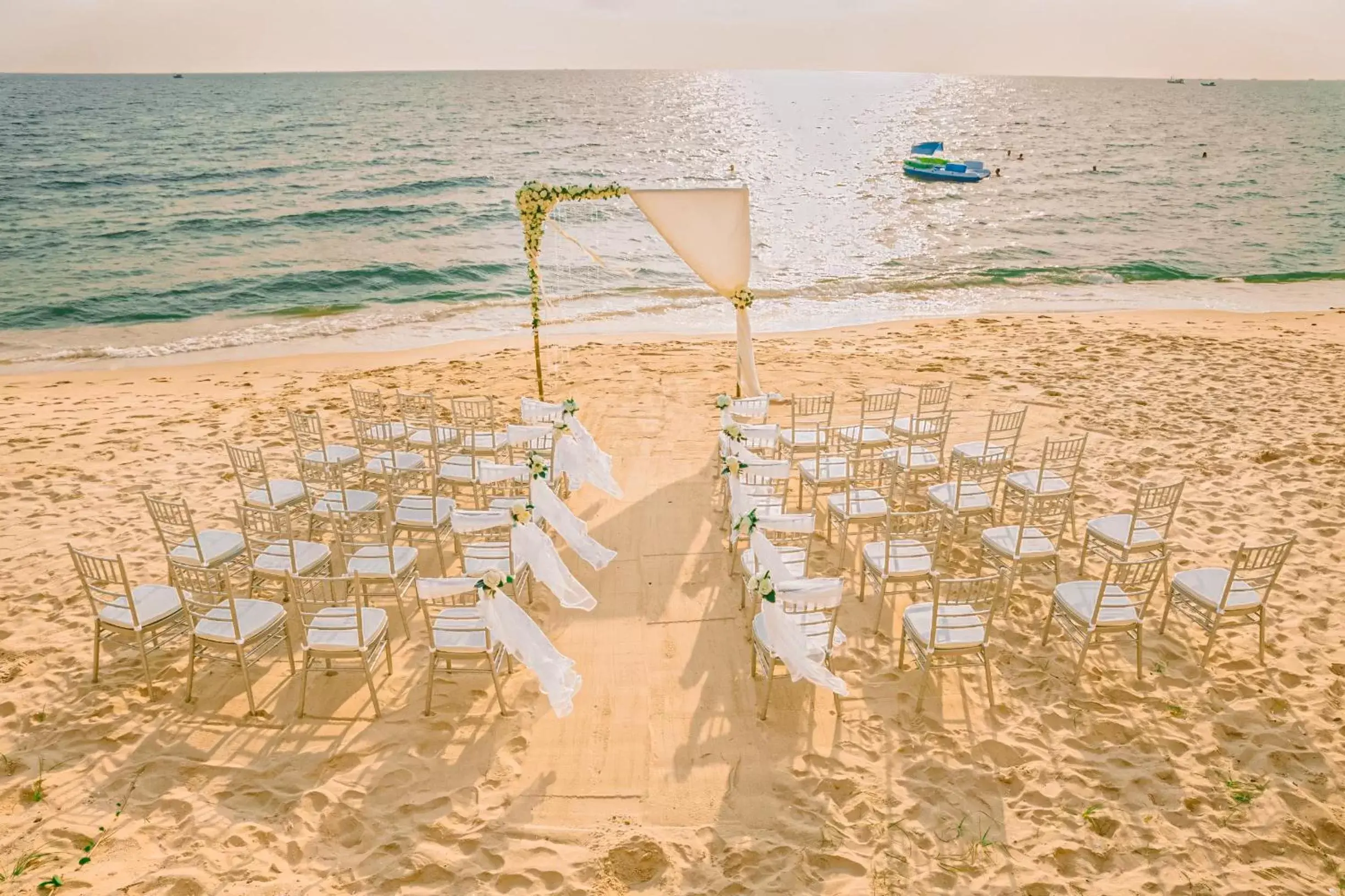 wedding, Beach in Seashells Phu Quoc Hotel & Spa