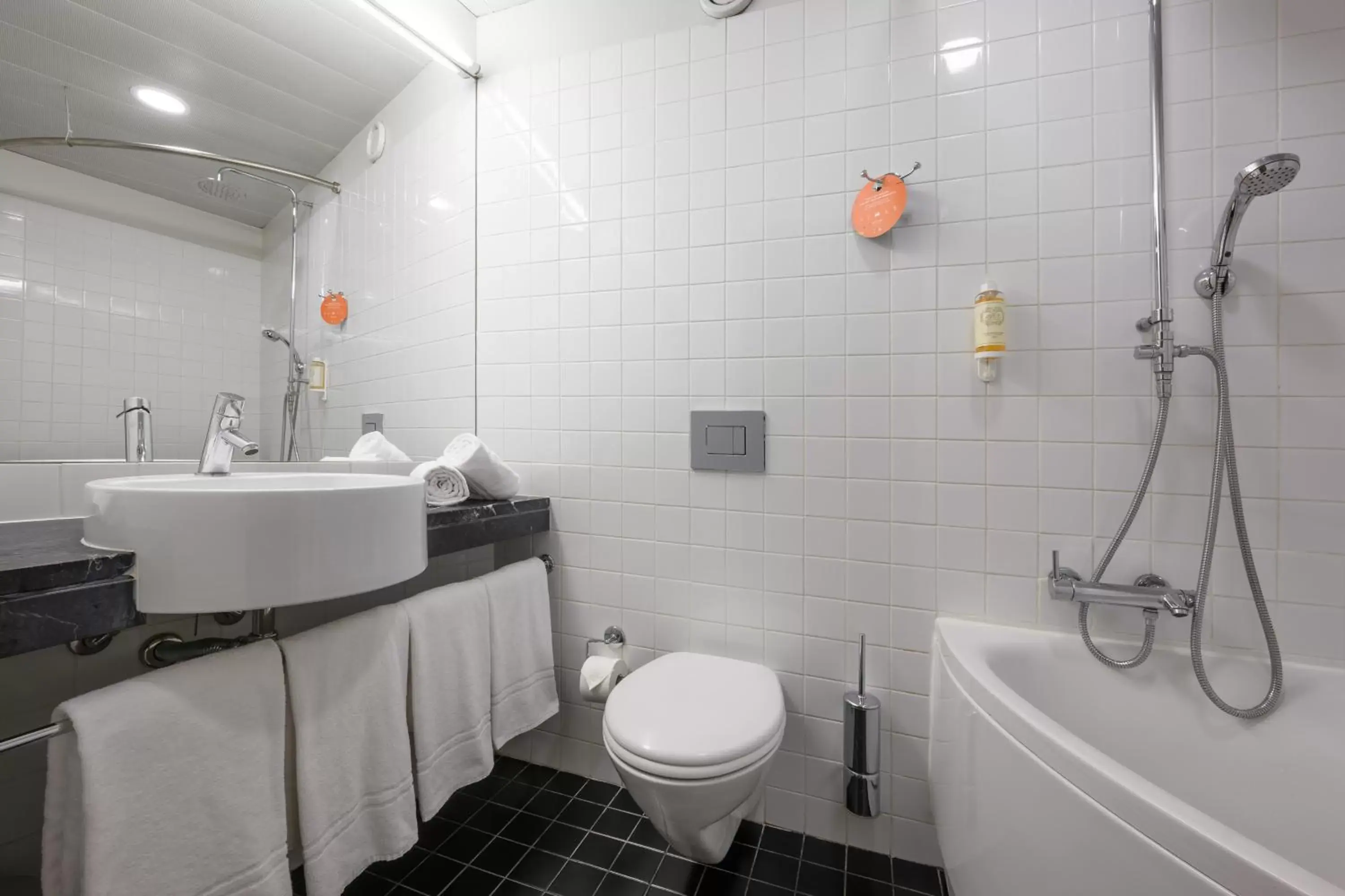 Bathroom in Star Inn Porto