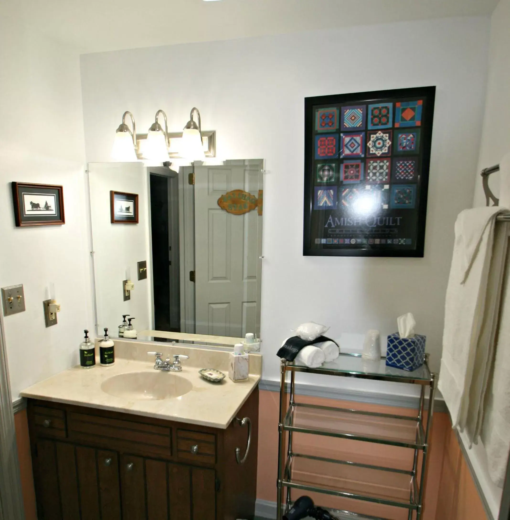 Bathroom in Carriage Corner Bed & Breakfast