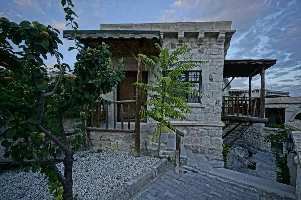 Day, Property Building in Holiday Cave Hotel