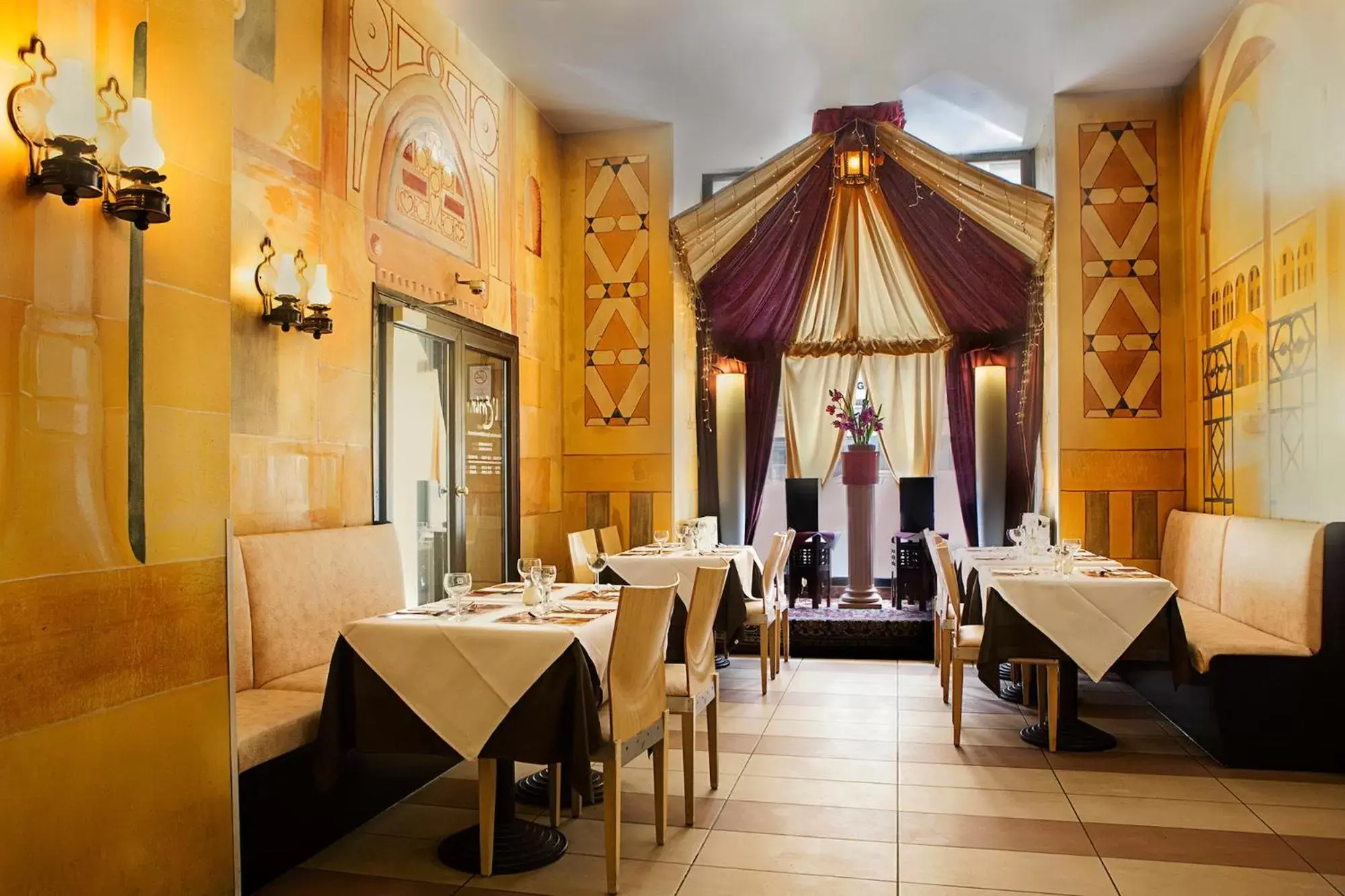 Restaurant/places to eat in Ramada by Wyndham Frankfurt Central Station Restaurant/places to eat in Ramada by Wyndham Frankfurt Central Station