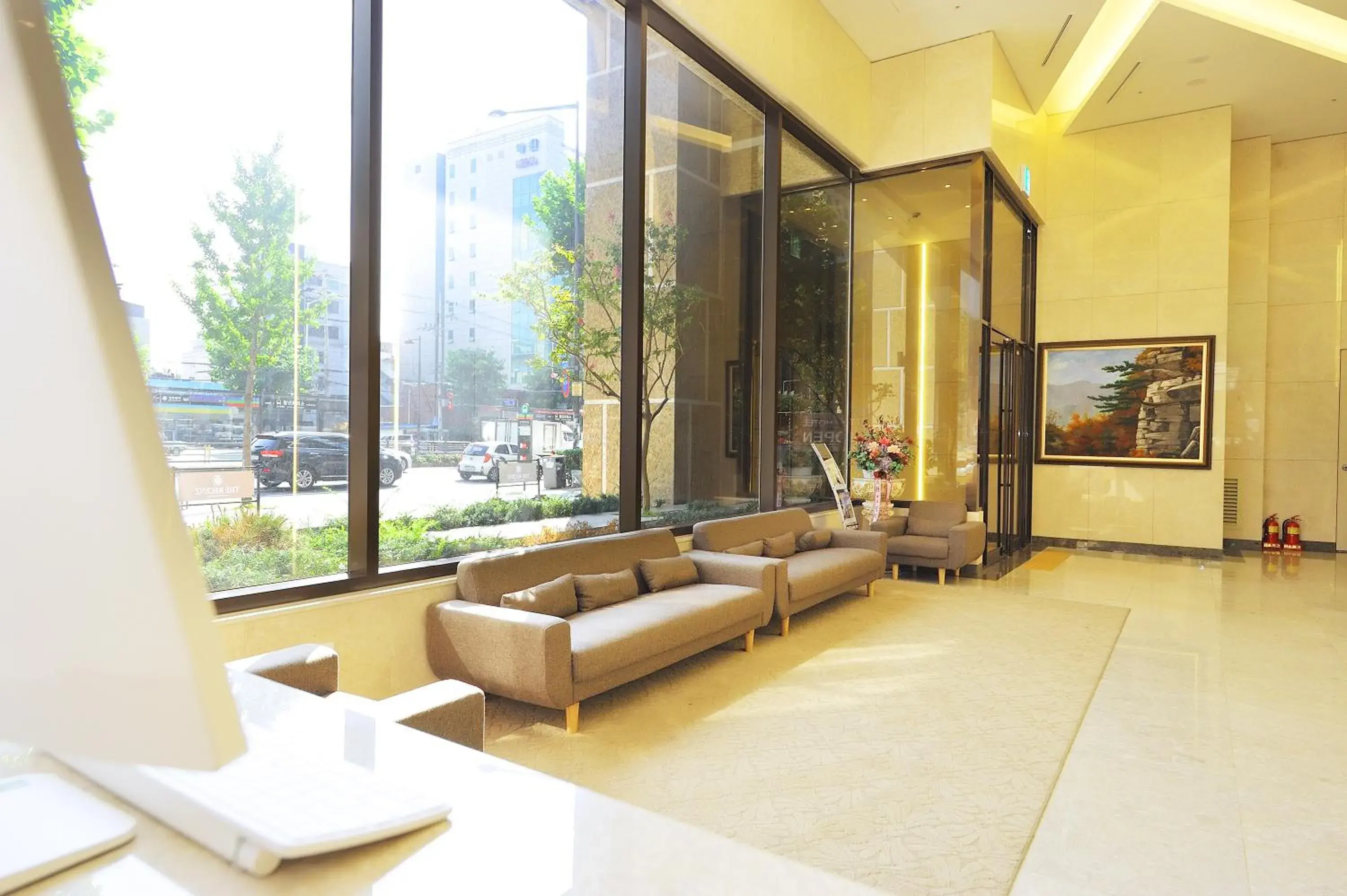 Lobby or reception, Seating Area in THE RECENZ DONGDAEMUN HOTEL