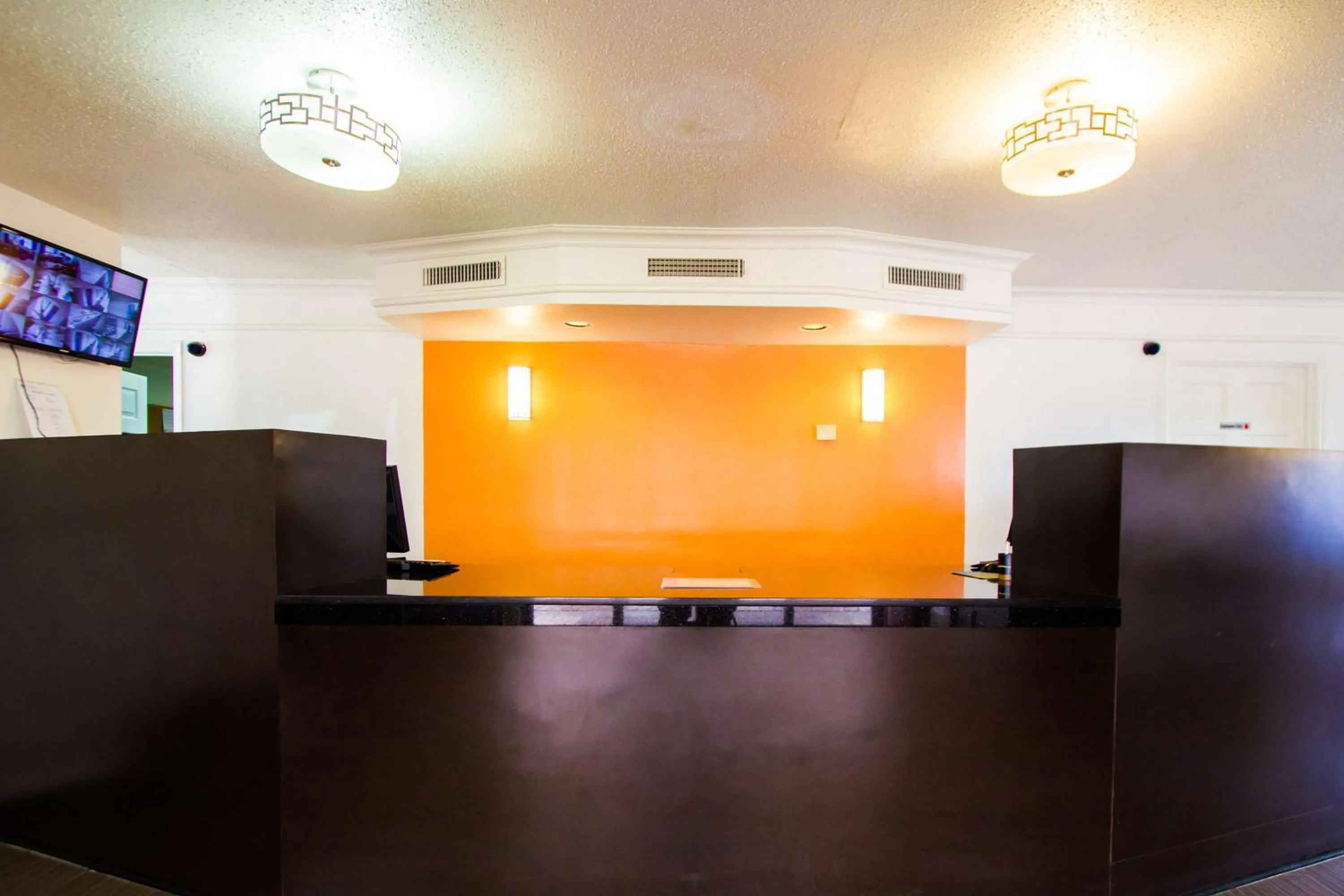 Lobby or reception in Motel 6-Austin, TX - Midtown