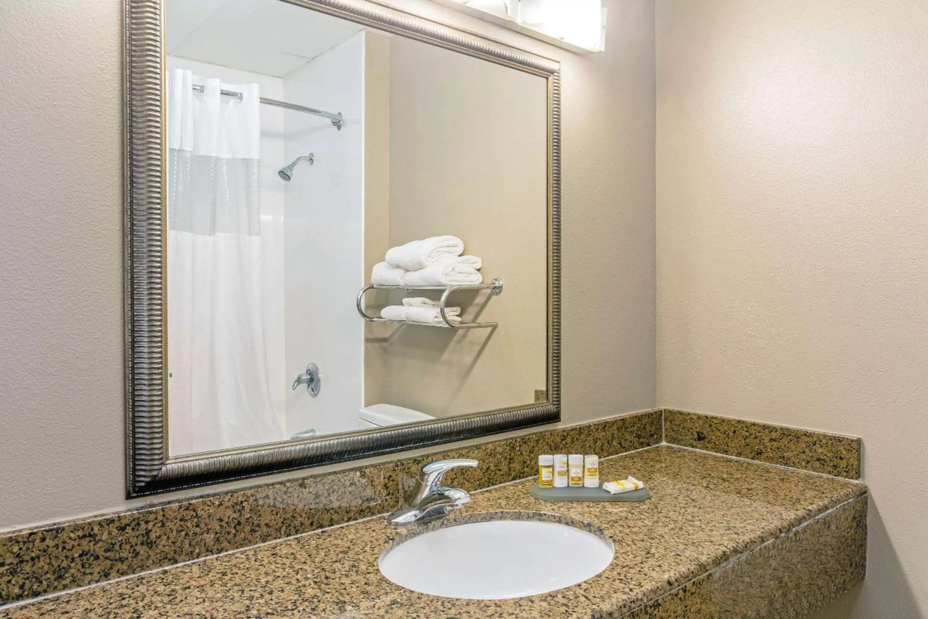 Bathroom in La Quinta by Wyndham Biloxi