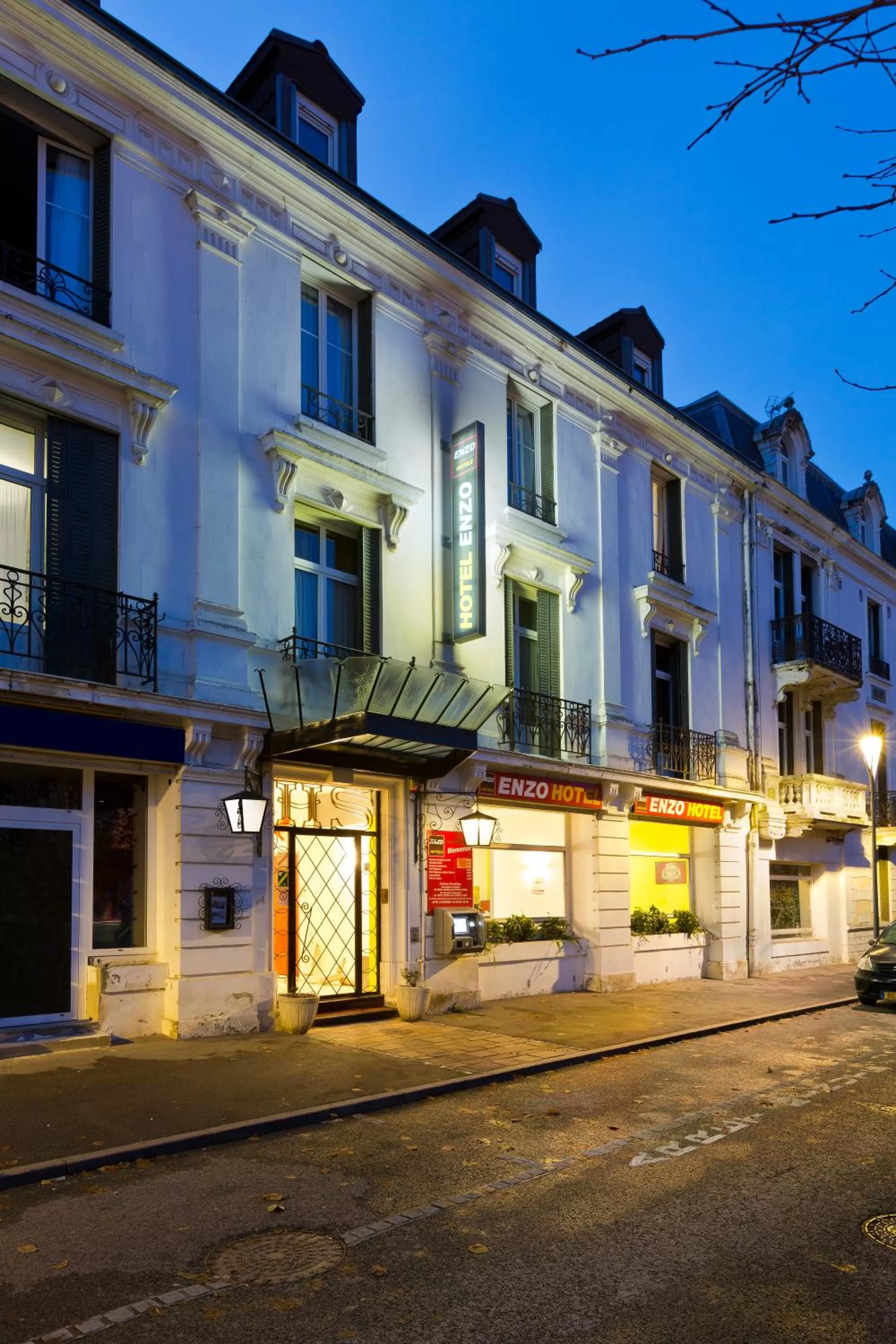 Enzo Hotels Contrexeville