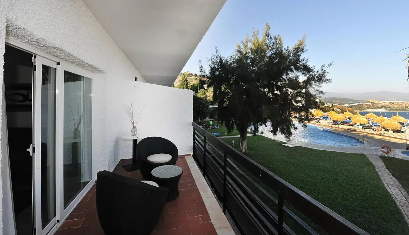 Pool view, Balcony/Terrace in Hotel Salobreña Suites