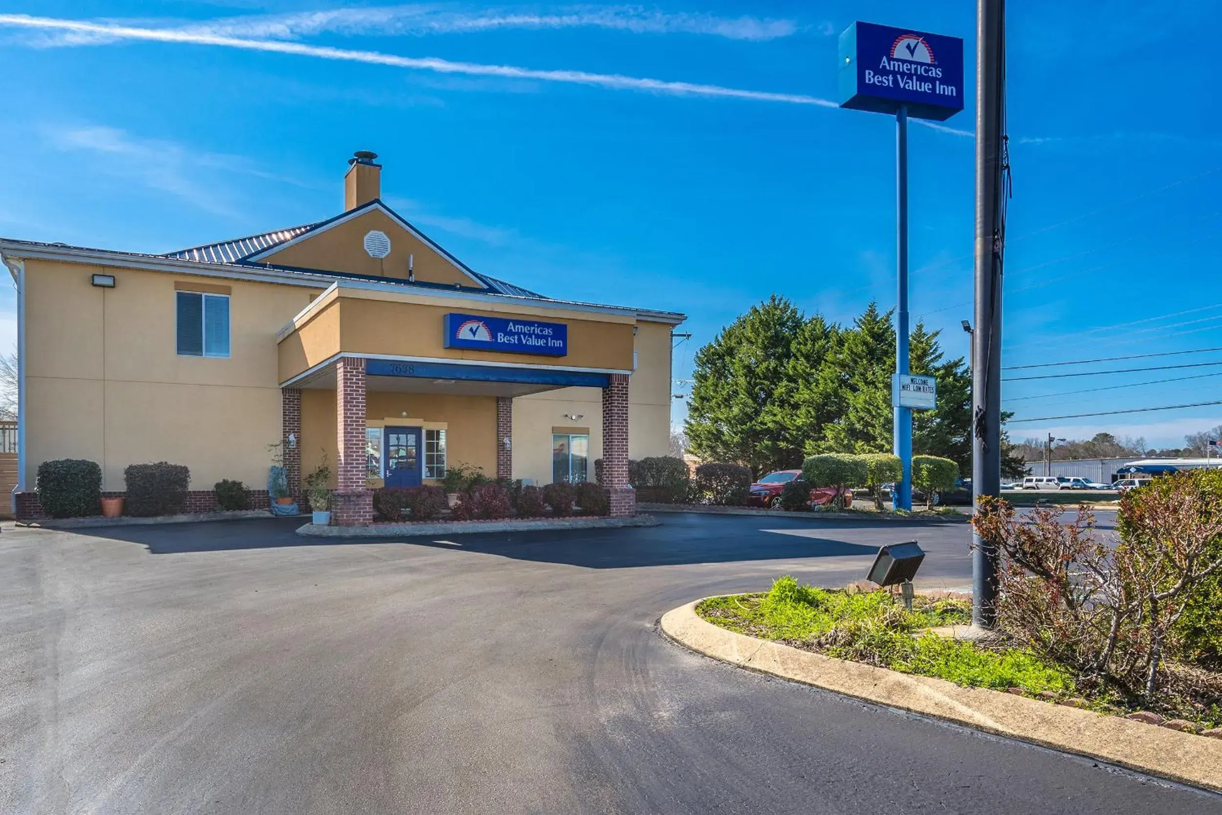 Property Building in Americas Best Value Inn - Chattanooga