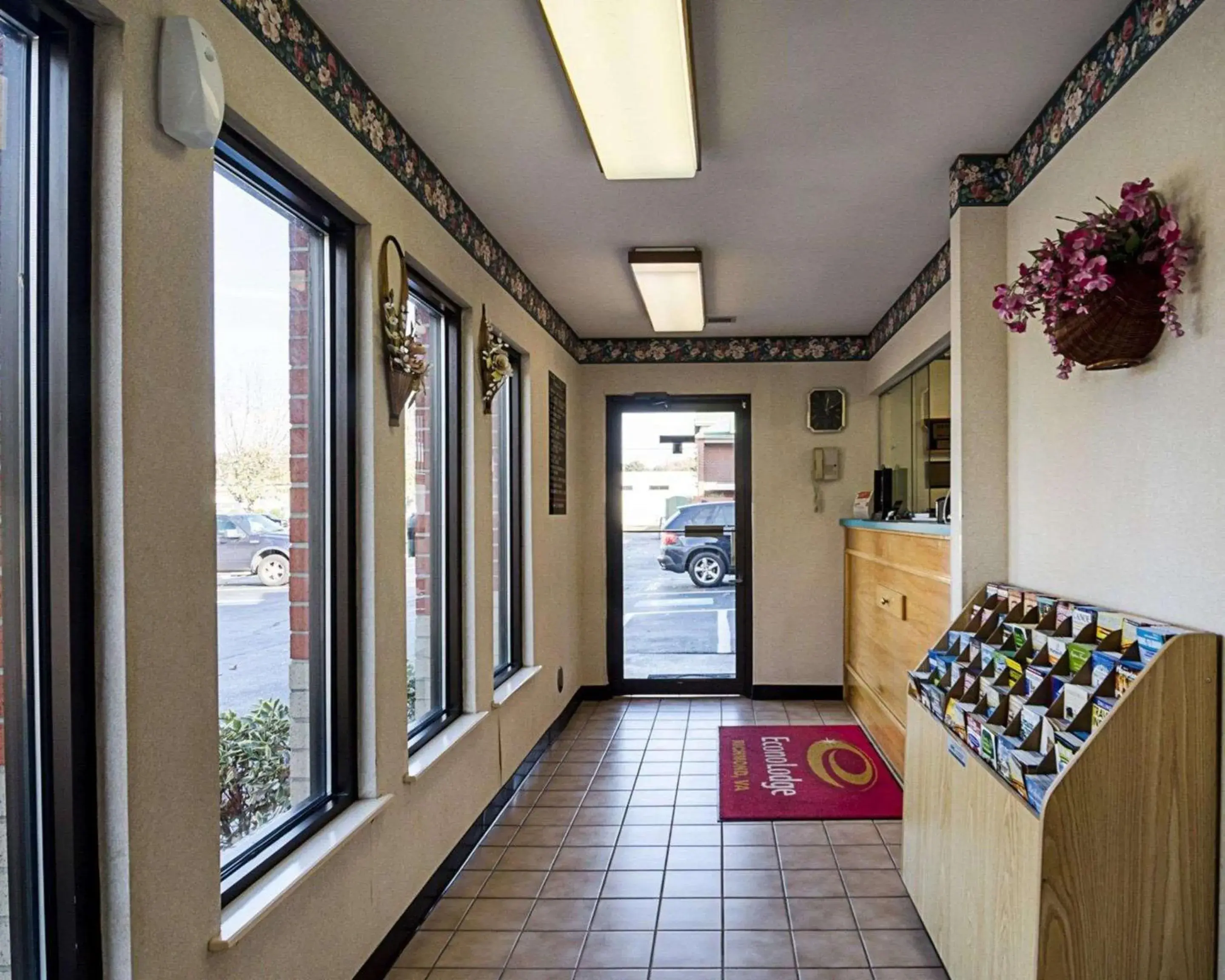 Lobby or reception in Econo Lodge Richmond