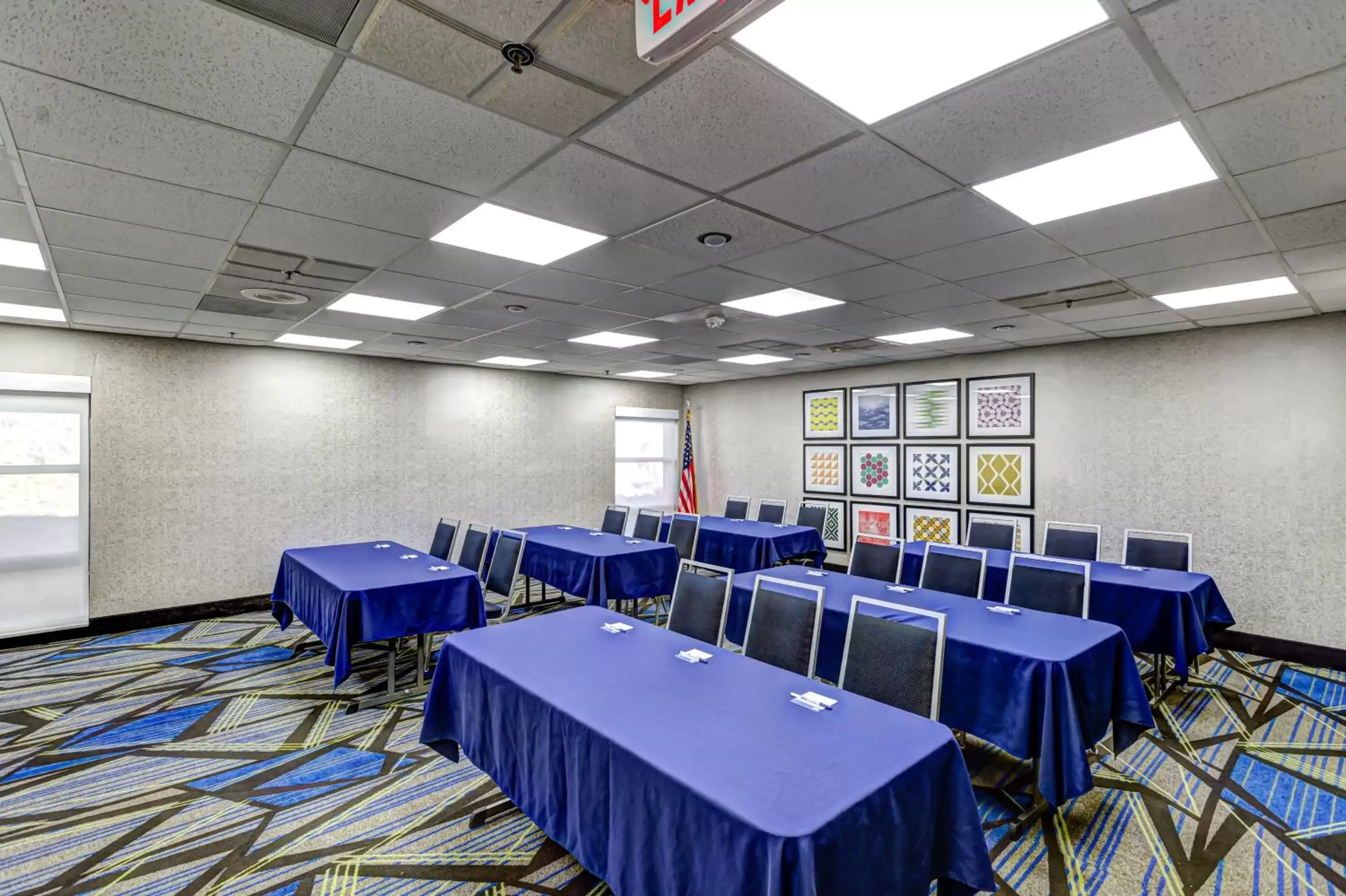 Meeting/conference room in Holiday Inn Express Hillsborough-Durham Area, an IHG Hotel