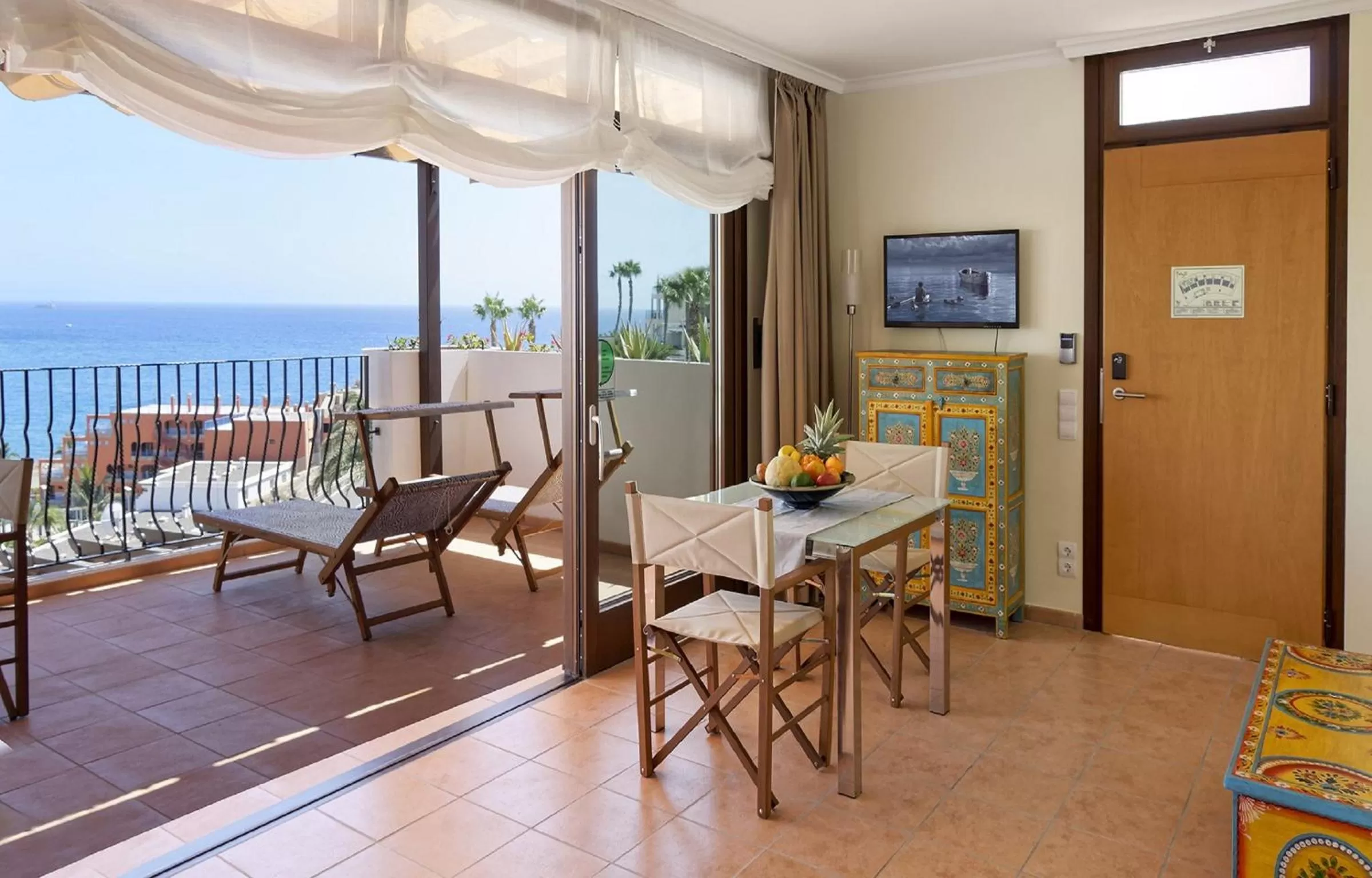 Dining area in Idyll Suites - Adults Only