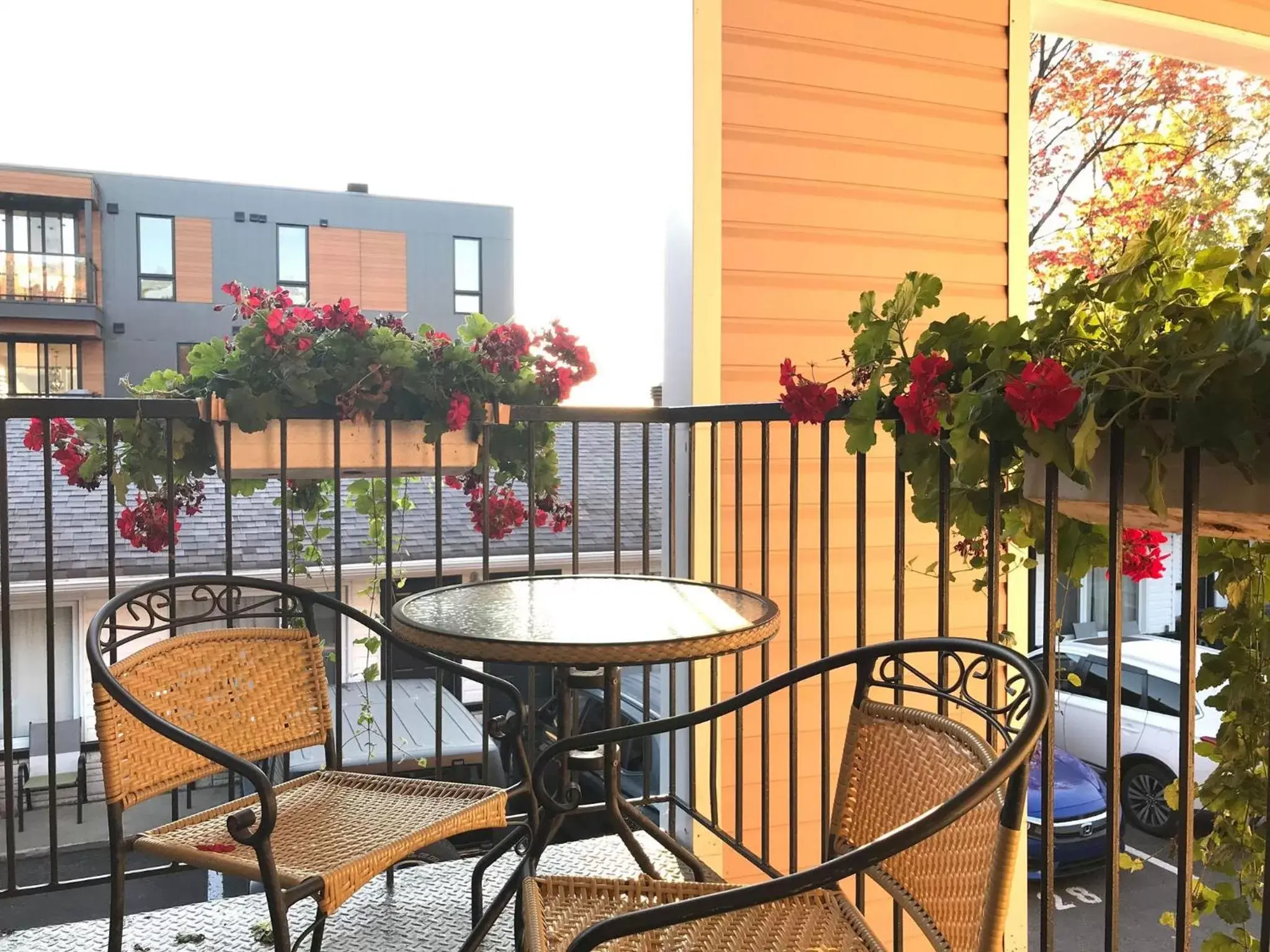 Patio in Hotel et Motel Le Chateauguay