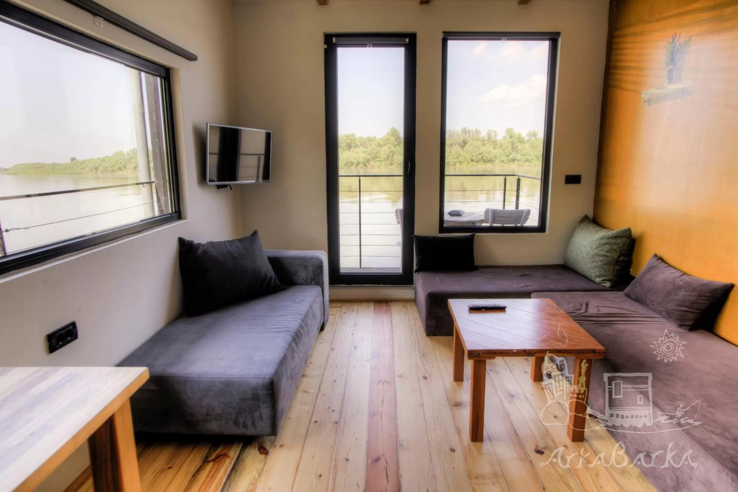 Spring in ArkaBarka 2- Floating Dream Rooms and Apartments