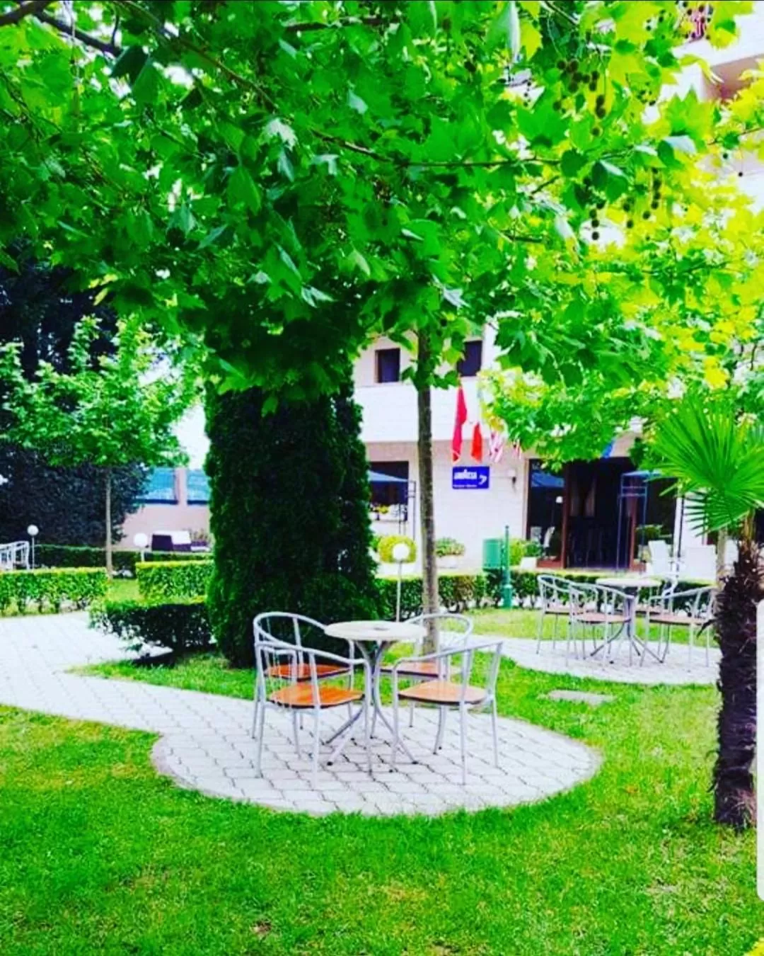 Hotel Ambasador Garden