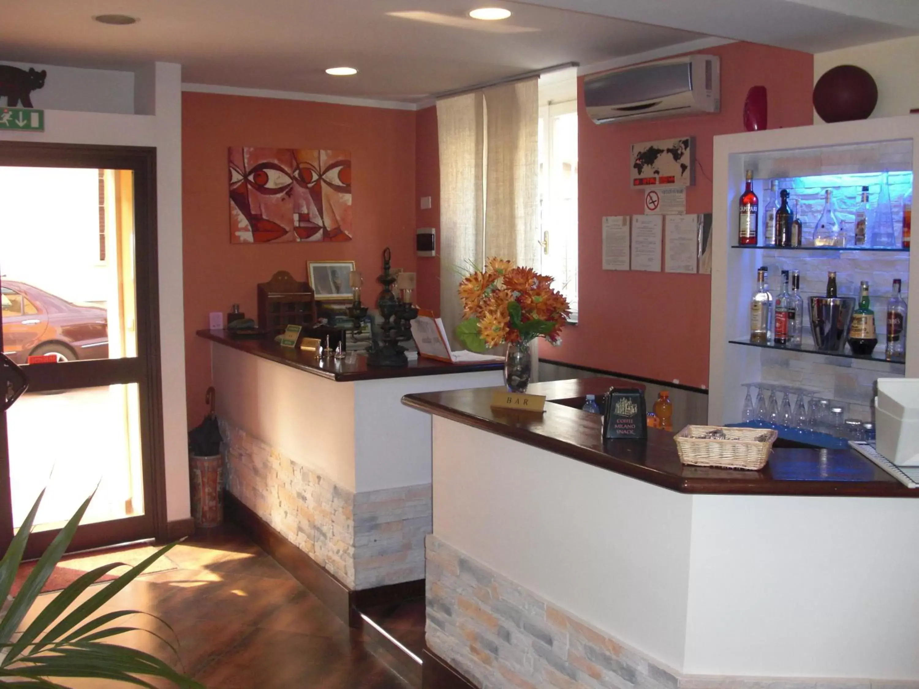 Lounge or bar, Lobby/Reception in Hotel Legnano